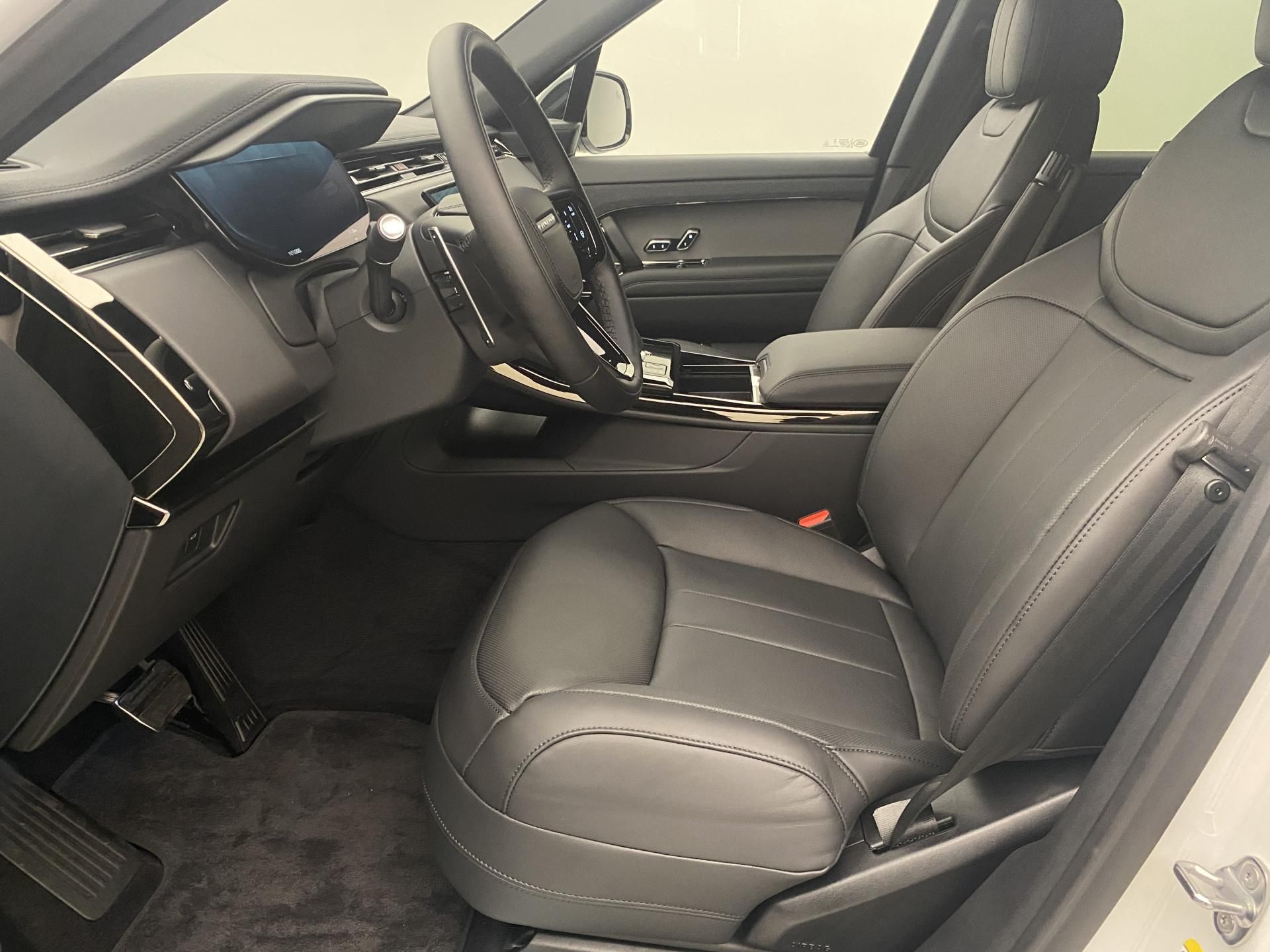 Land Rover Range Rover Sport, D300 DYNAMIC SE AWD - fotka 3