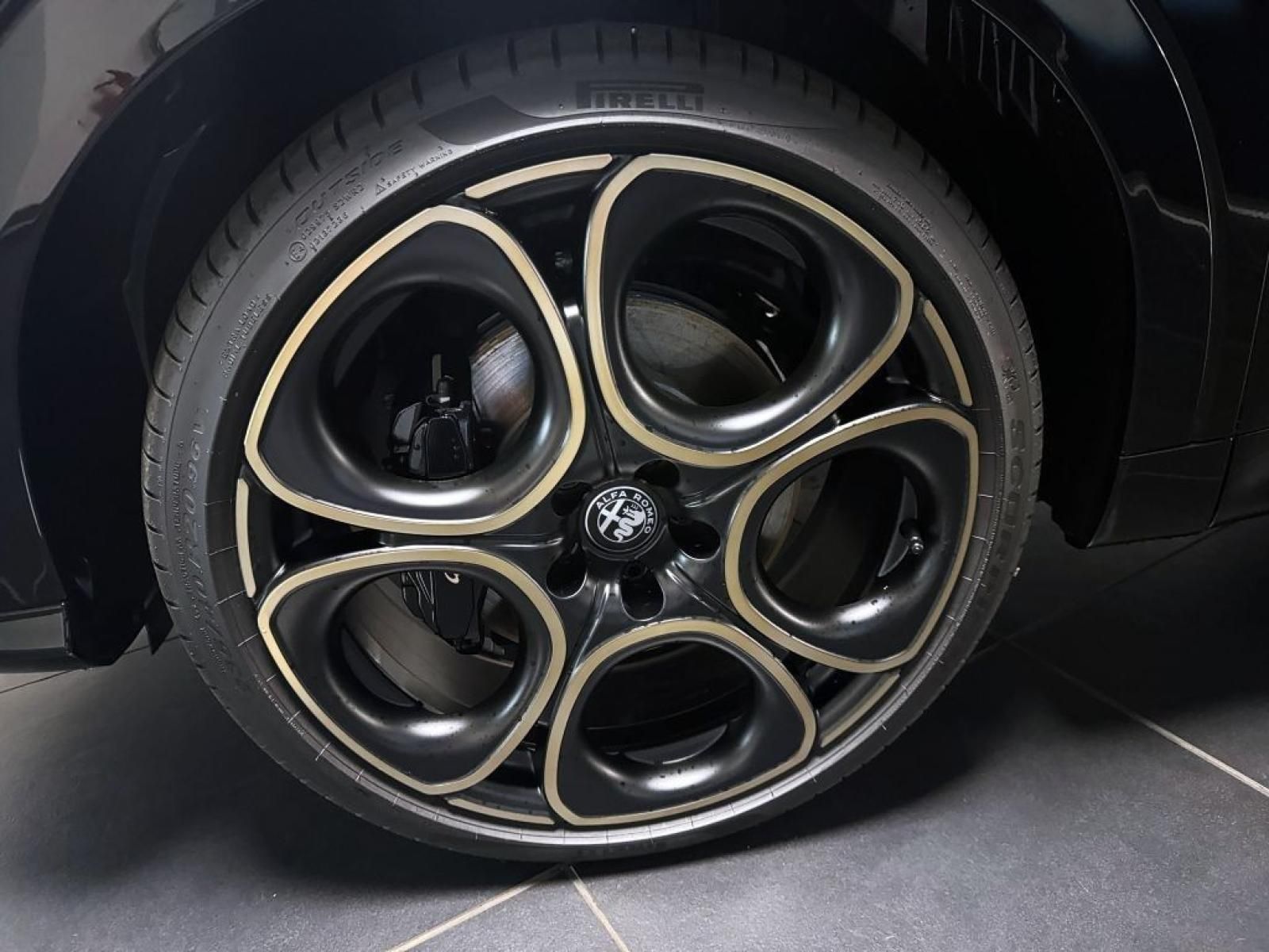 Alfa Romeo Tonale, 1.6 JTDm 130k TCT6 INTENSA - fotka 6