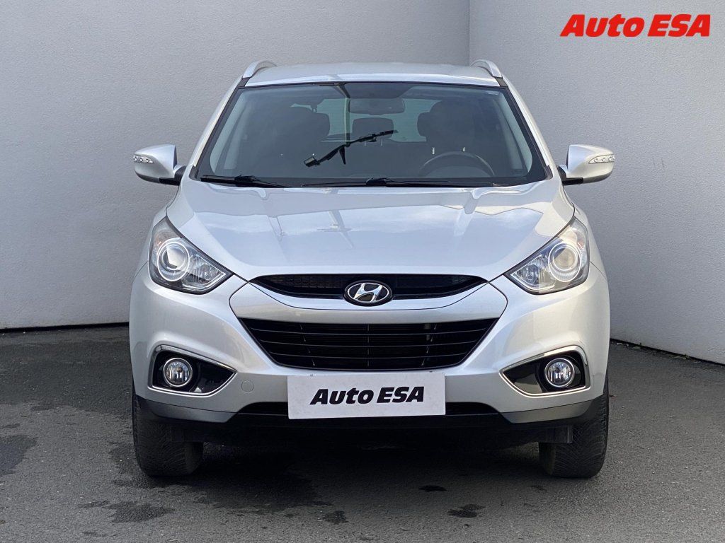 Hyundai ix35, 2.0 CRDi 4x4,AC - fotka 2