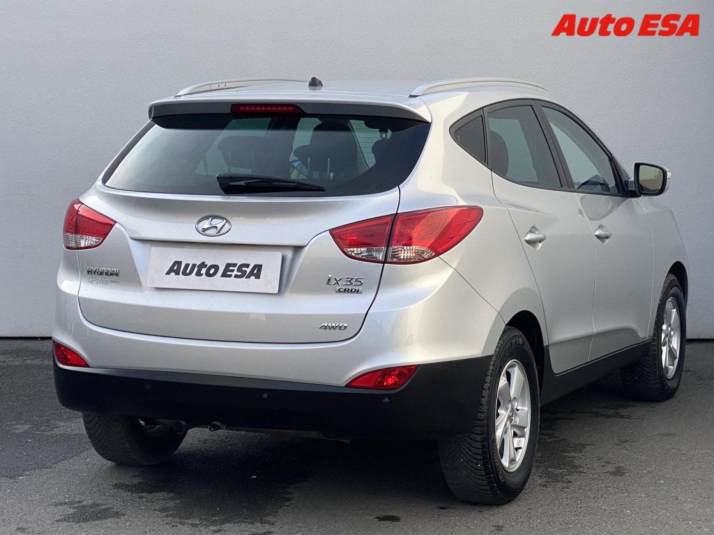 Hyundai ix35, 2.0 CRDi 4x4,AC - fotka 4