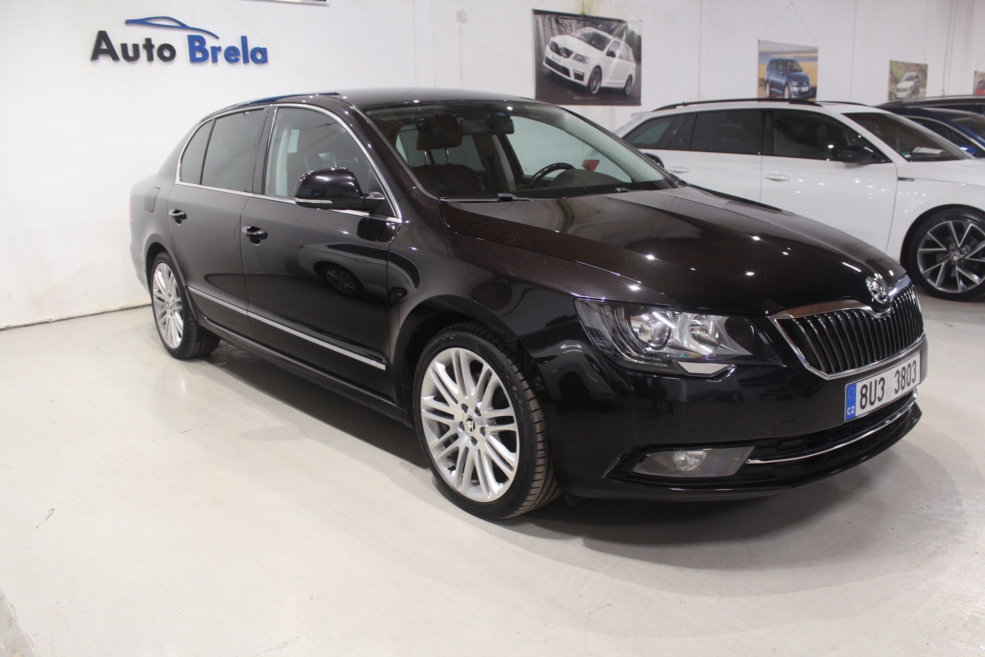 Škoda Superb, 2.0TDI DSG ELEGANCE NAVI LED - fotka 3