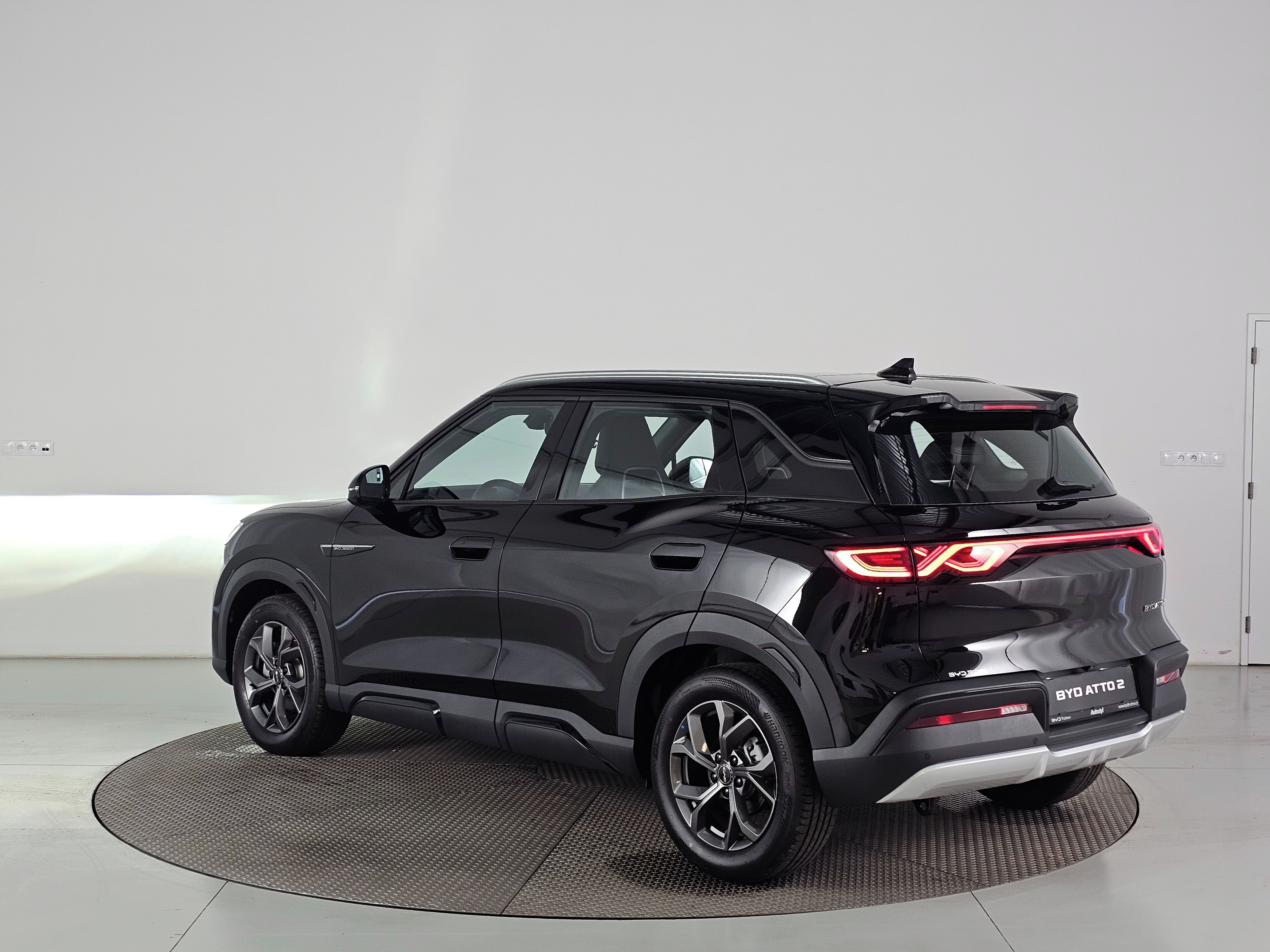 BYD ATTO 2, 177k Active 45,1 kWh - fotka 3