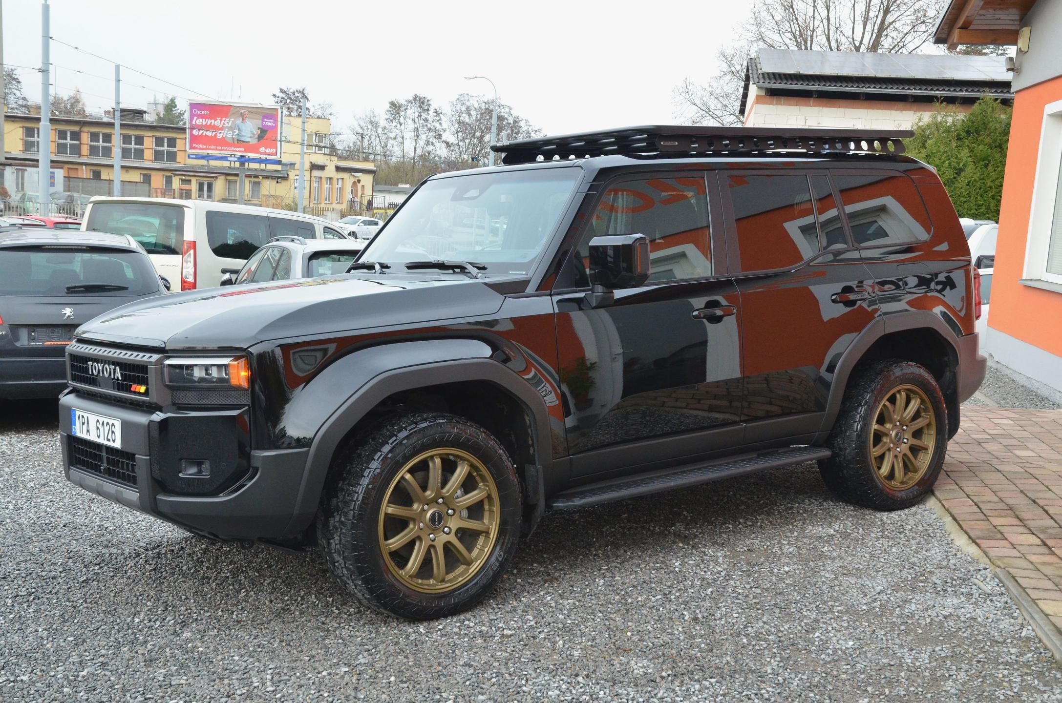 Toyota Land Cruiser, 2.4 iForce MAX / ČR (Dajbych) - fotka 4