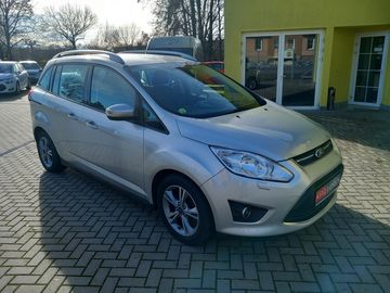7 MÍST NAVIGACE POUZE 93t.KM!