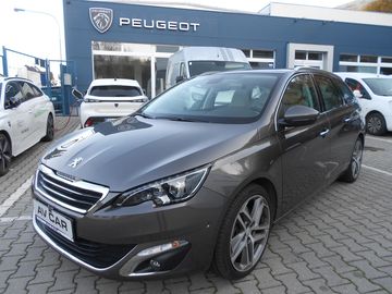 SW 2,0HDi AUT6 Allure ČR 1.maj