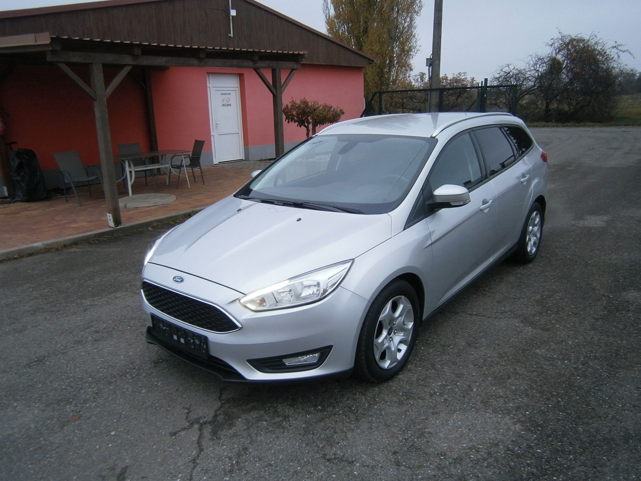 Ford Focus, 1,0i,EB, 74kW, 1.maj,
