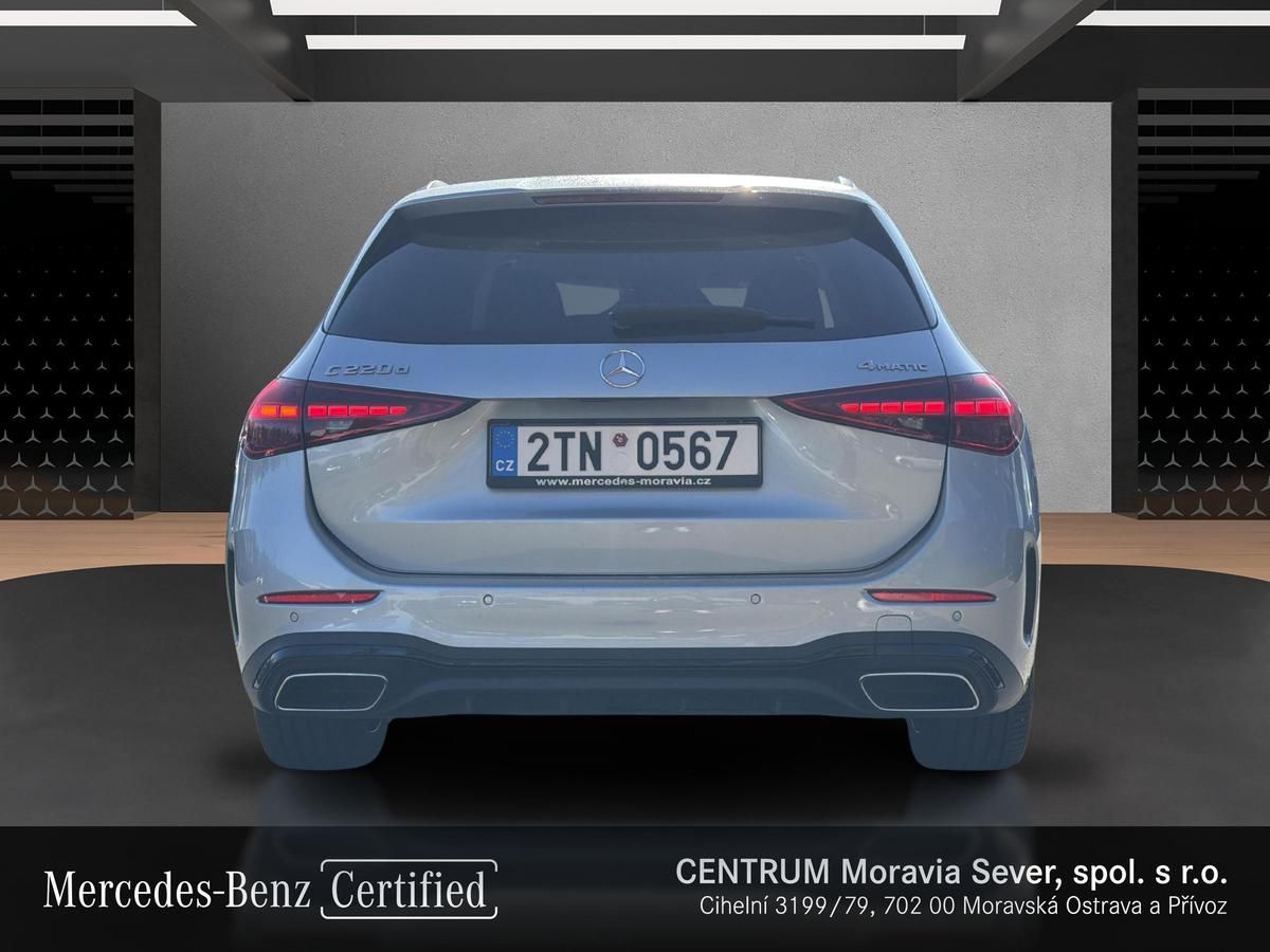 Mercedes-Benz Třídy C, 220d 4M Kombi - fotka 4