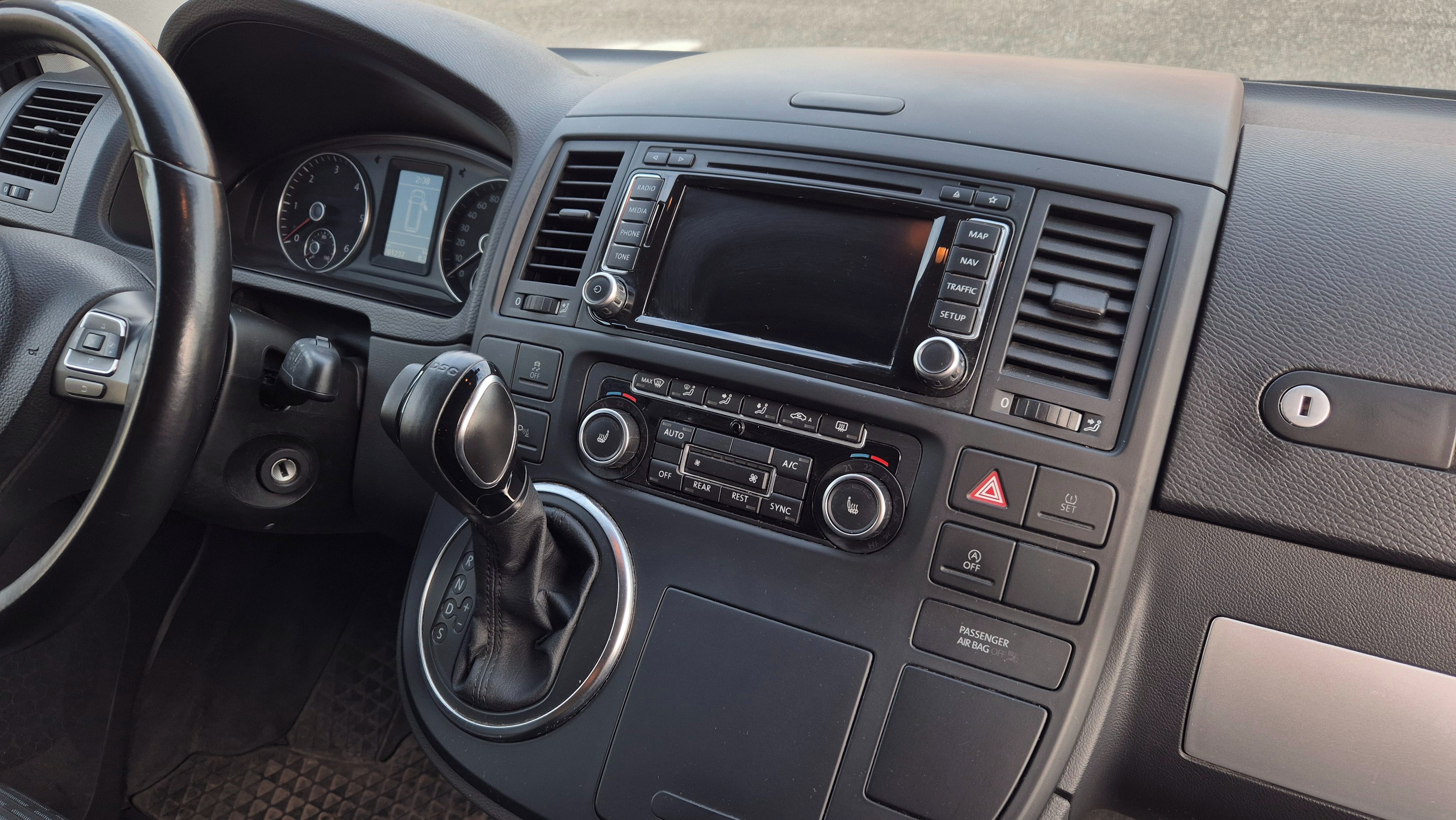 Volkswagen Multivan, 2.0 TDI 132 kW bez koroze DSG - fotka 6