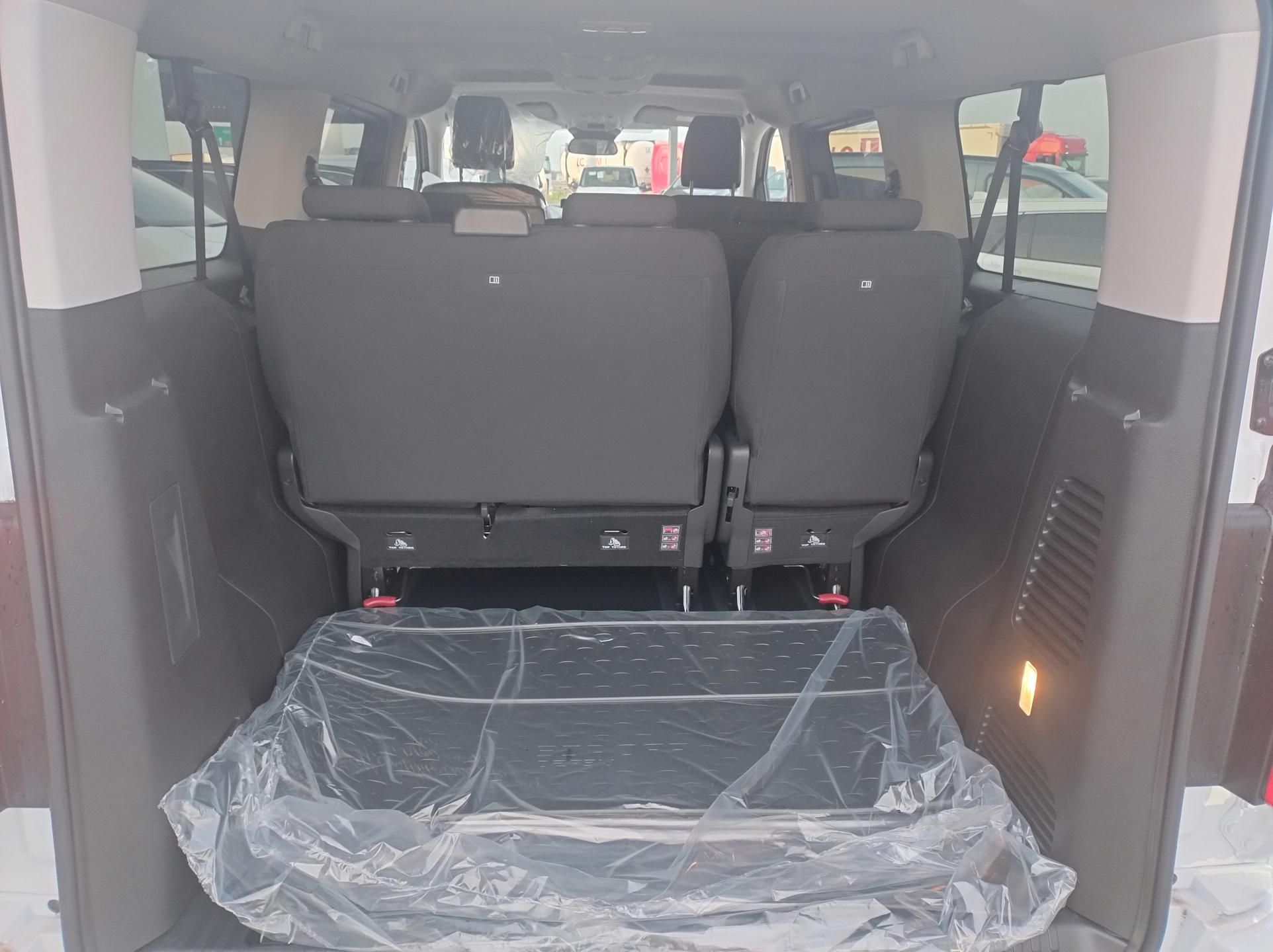 Toyota Proace Verso, 2.0 6M/T Business Comfort - fotka 6