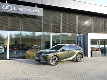 ZLEVNĚNO RX450h+ Plug-in Execu
