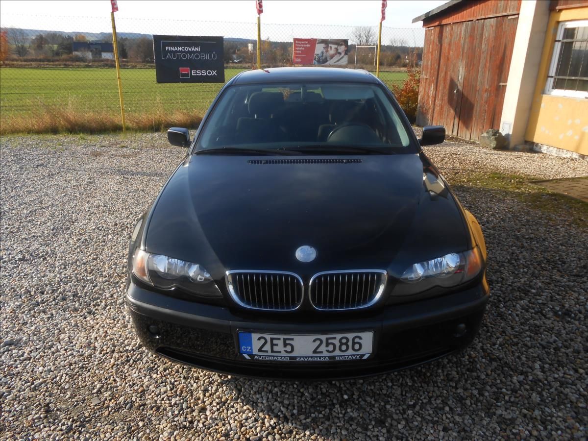 BMW Řada 3, 2,2 320i120Kw Automat - fotka 2