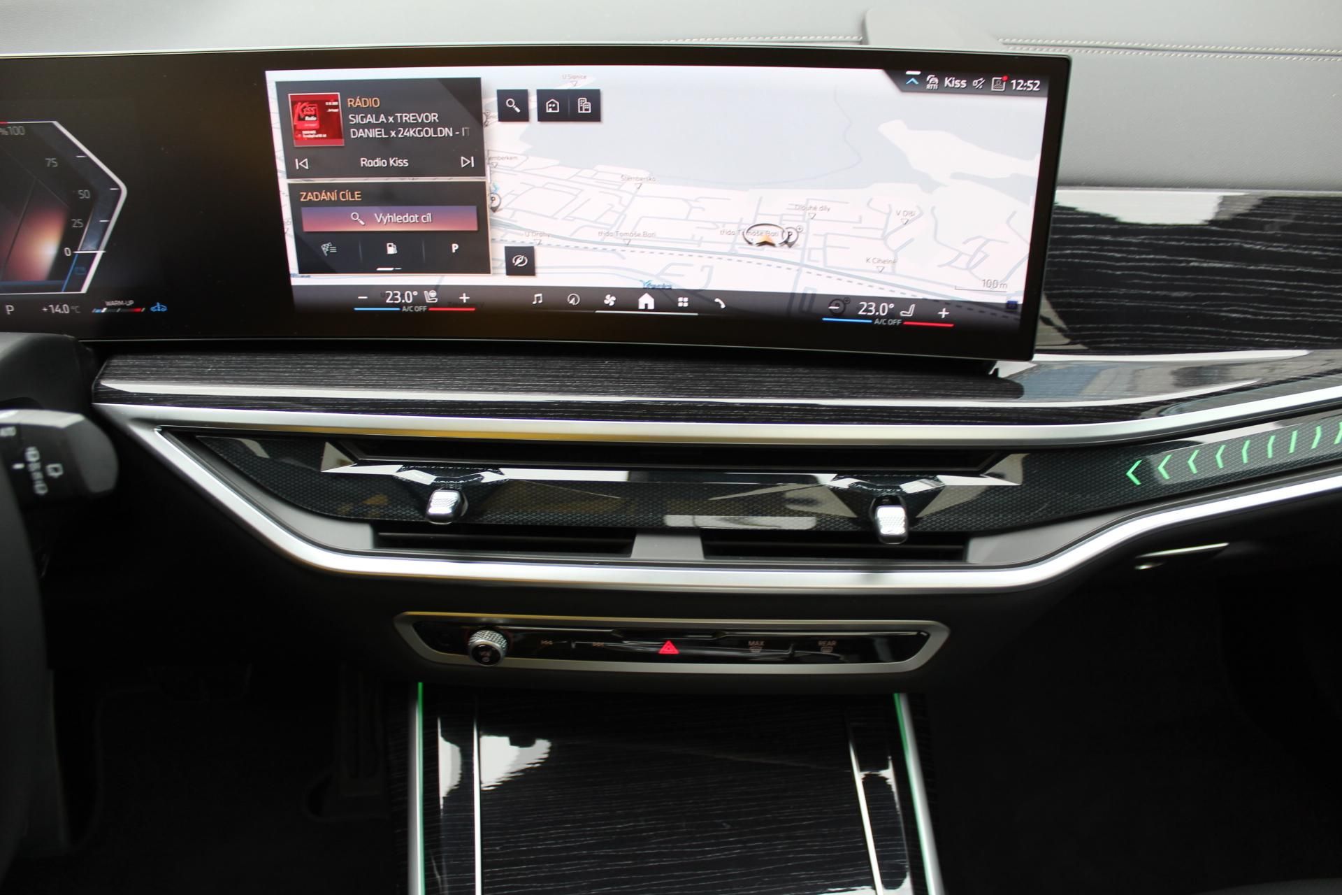 BMW X7, xDrive40d - fotka 5