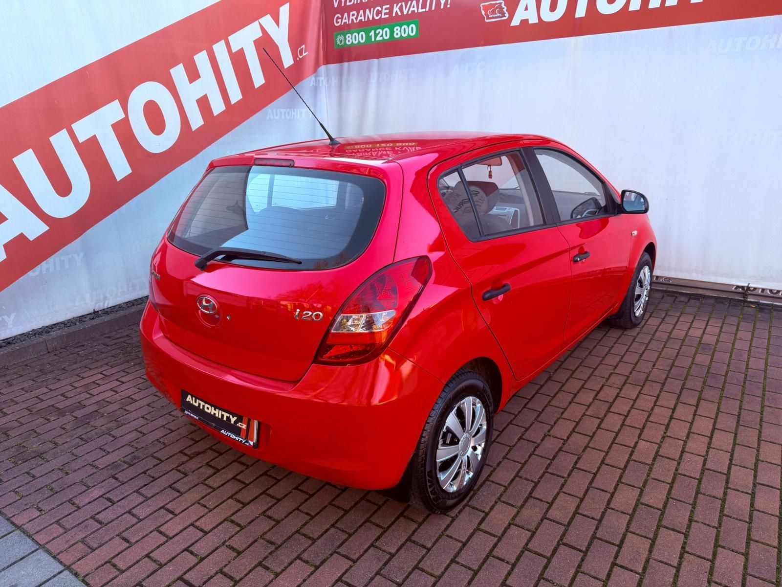 Hyundai i20, 1.2, ČR, 1.Maj, Klimatizace - fotka 6