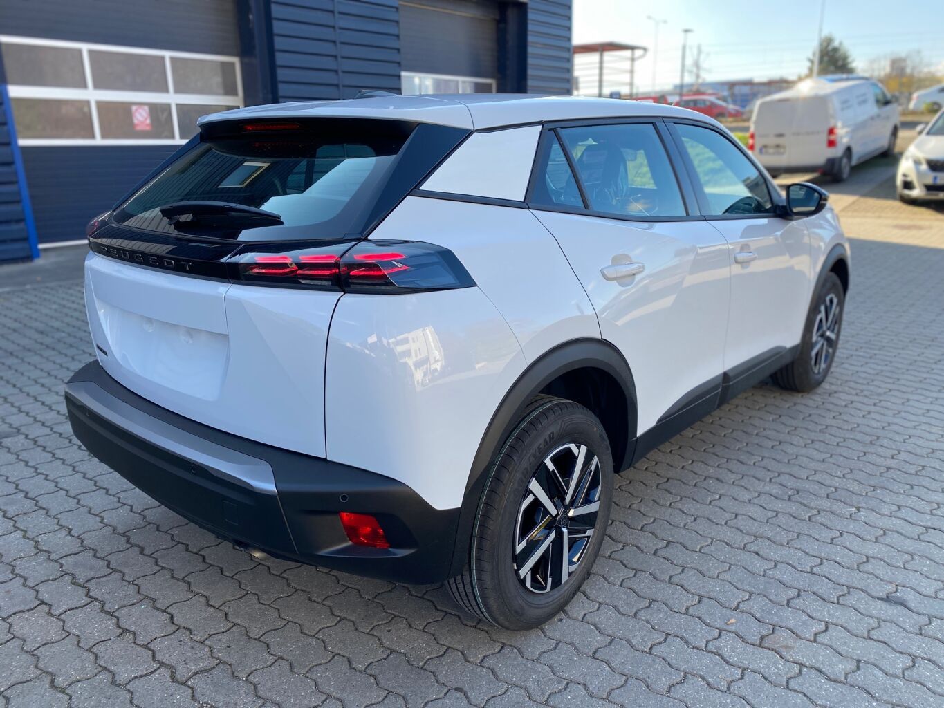 Peugeot 2008, STYLE PureTech 100 S&S MAN6 - - fotka 3