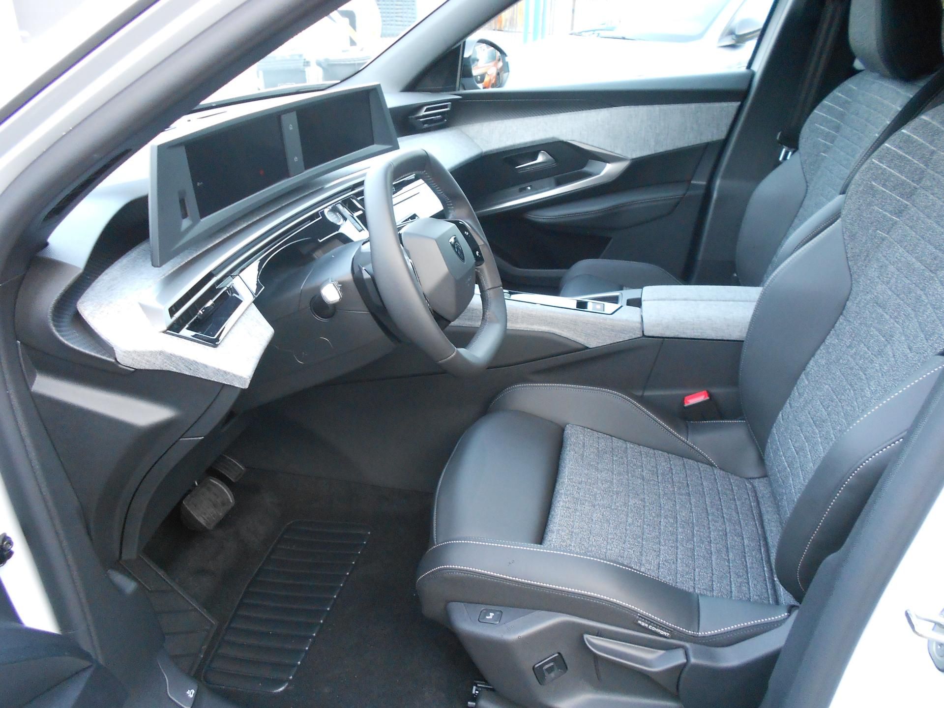 Peugeot 5008, ALLURE Hybrid 145 e-DCS6 - fotka 5