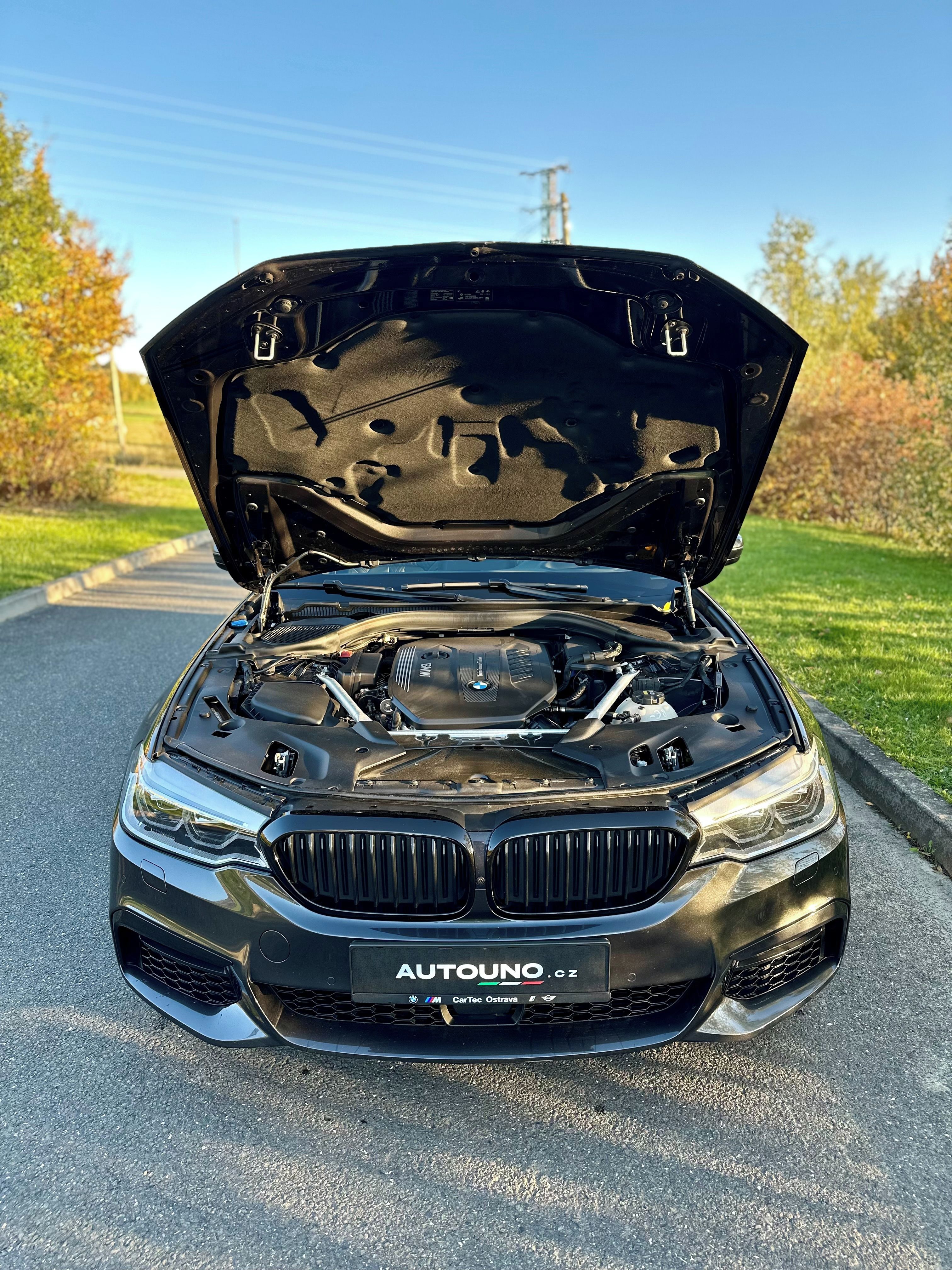 BMW Řada 5, 540 xd M Paket ČR - fotka 4