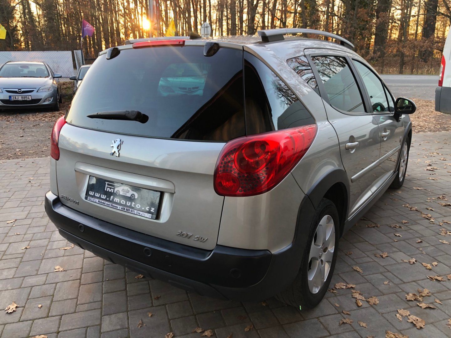 Peugeot 207, 1.6 HDi OUTDOOR - fotka 5
