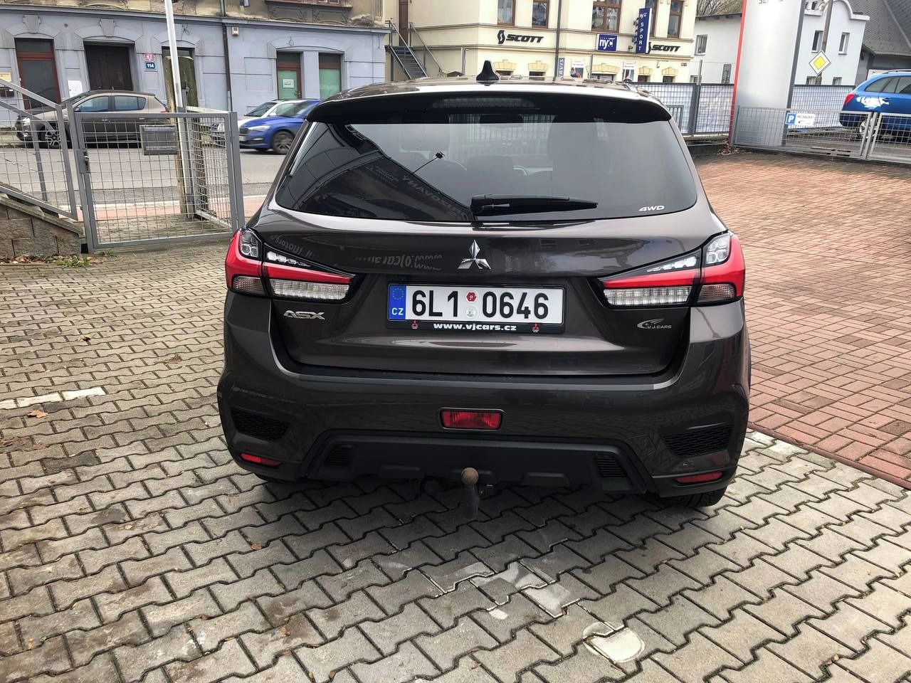 Mitsubishi ASX, 2.0 INTENSE CVT 4WD - fotka 3