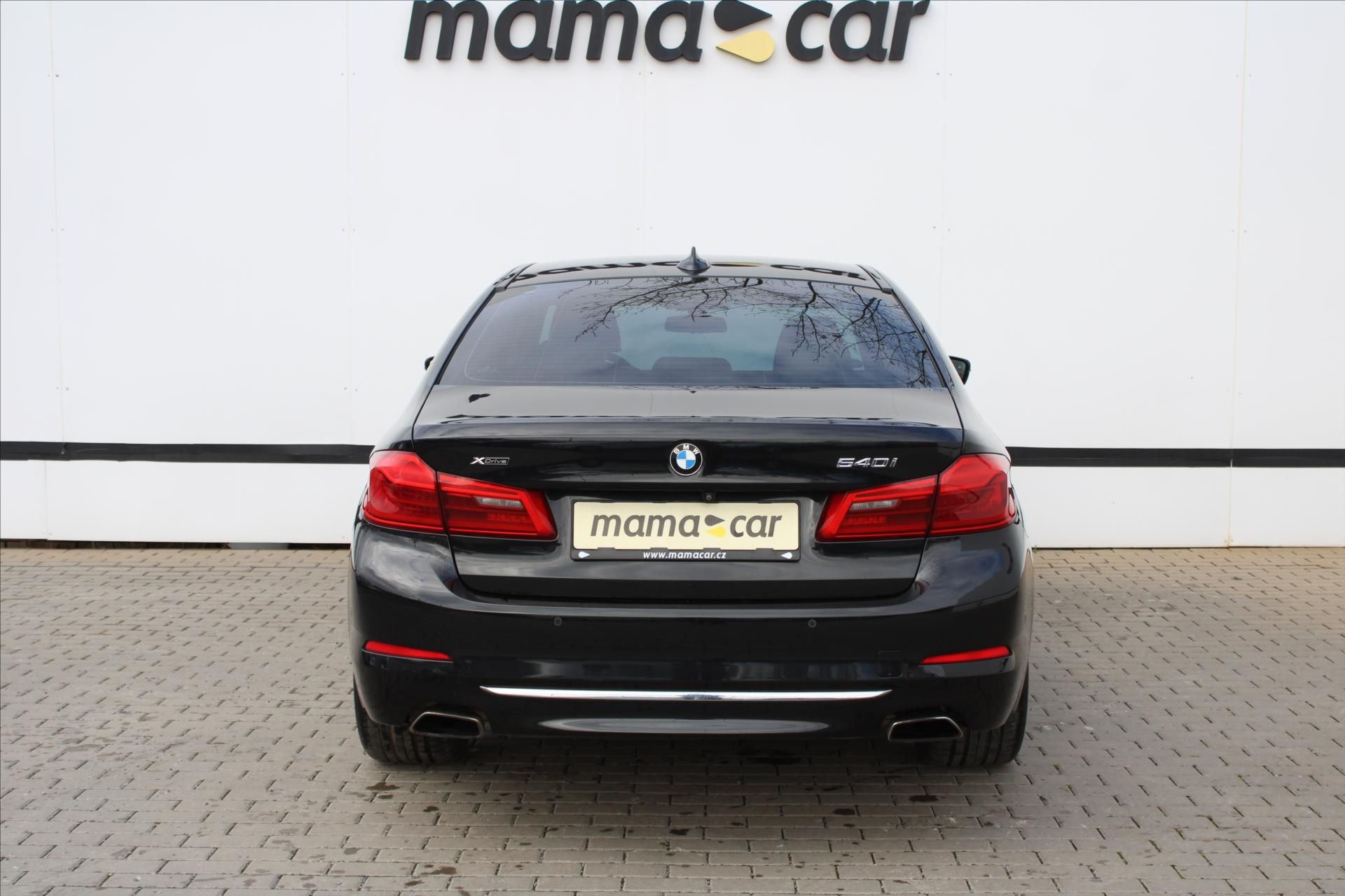BMW Řada 5, 540i xDrive 250kW LUXURY ČR - fotka 6