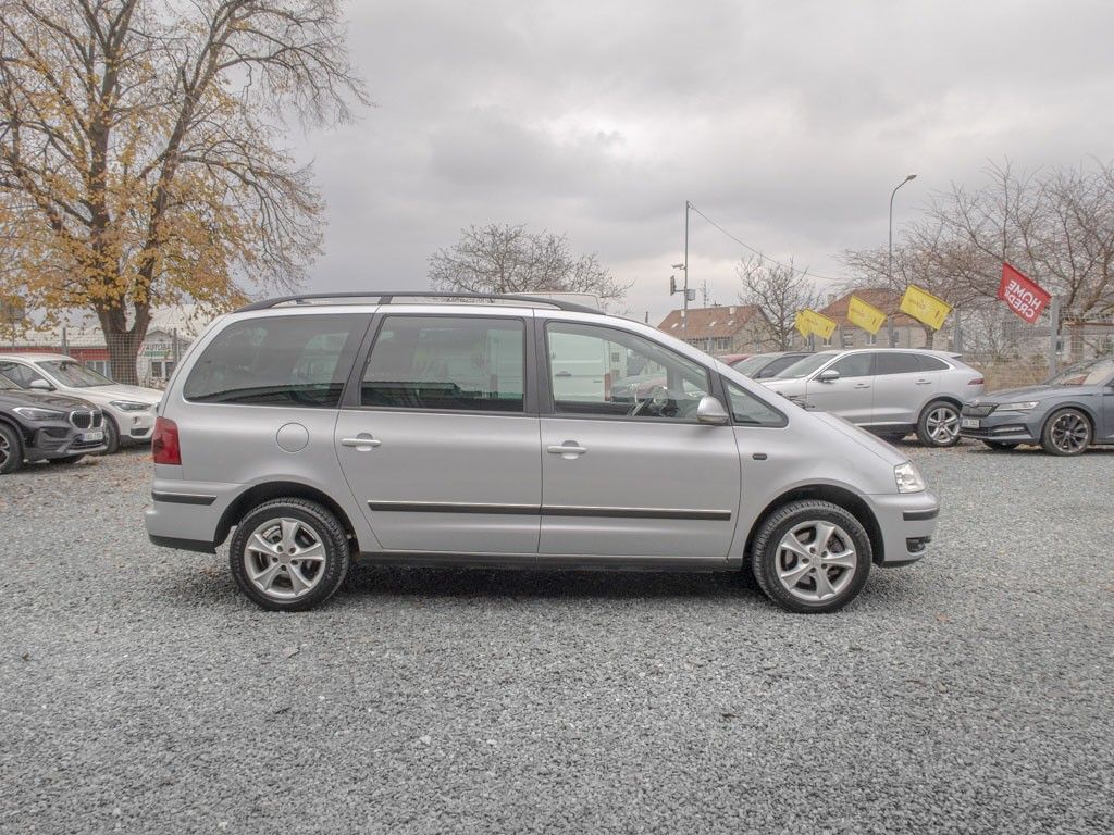 Volkswagen Sharan, 1.9TDI 85KW 7sed MAT – BUSINES - fotka 4