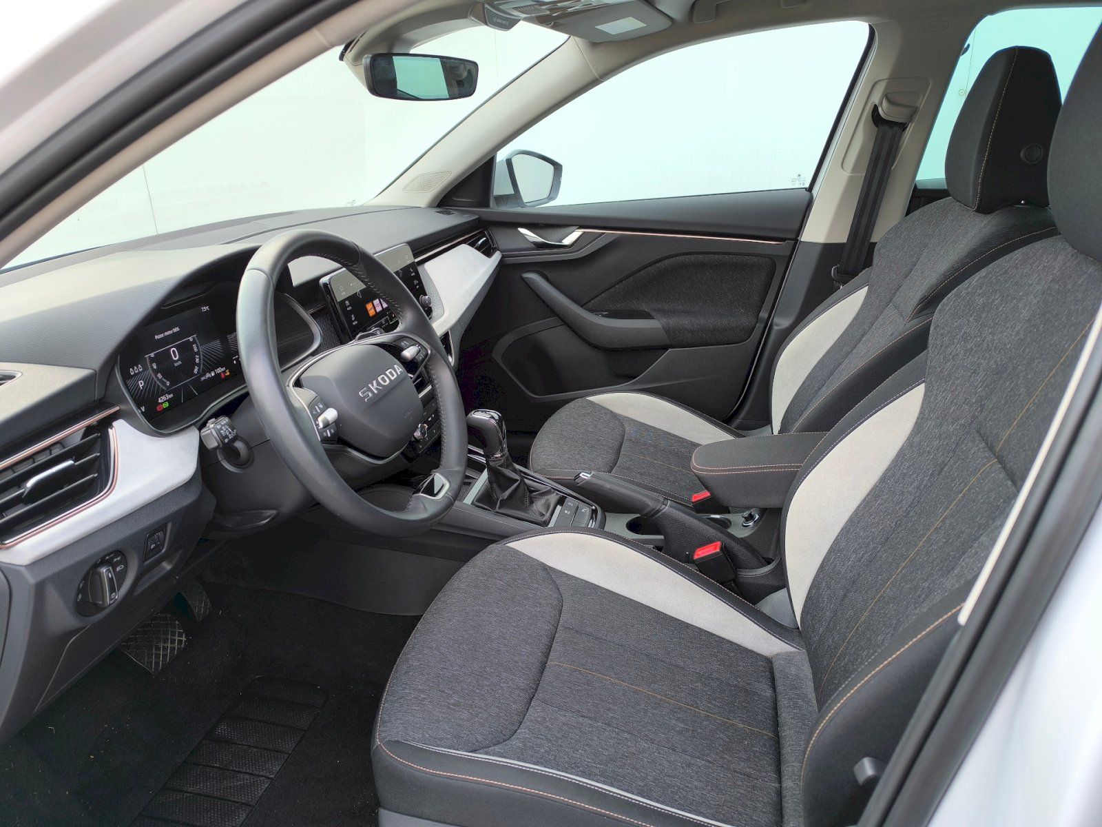 Škoda Scala, DSG 1.0 TSI / 85 kW / TOP SELE - fotka 6