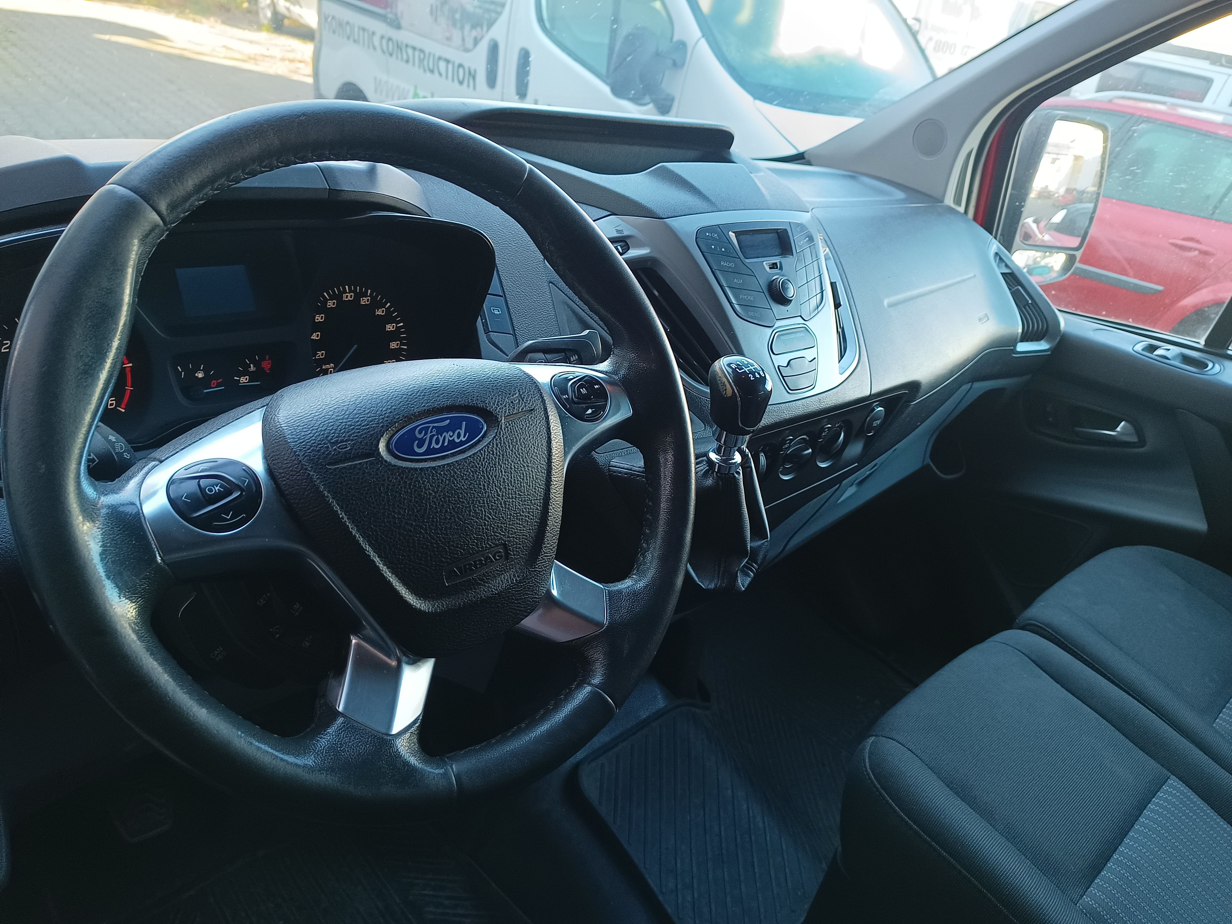 Ford Transit Custom, 2.2 92Kw,SERVIS,2sady kol - fotka 3