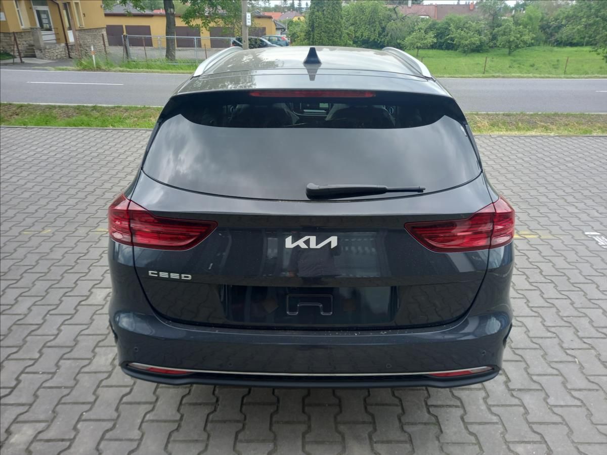 Kia Cee´d, 1,5 SW T-GDi TOP - fotka 6