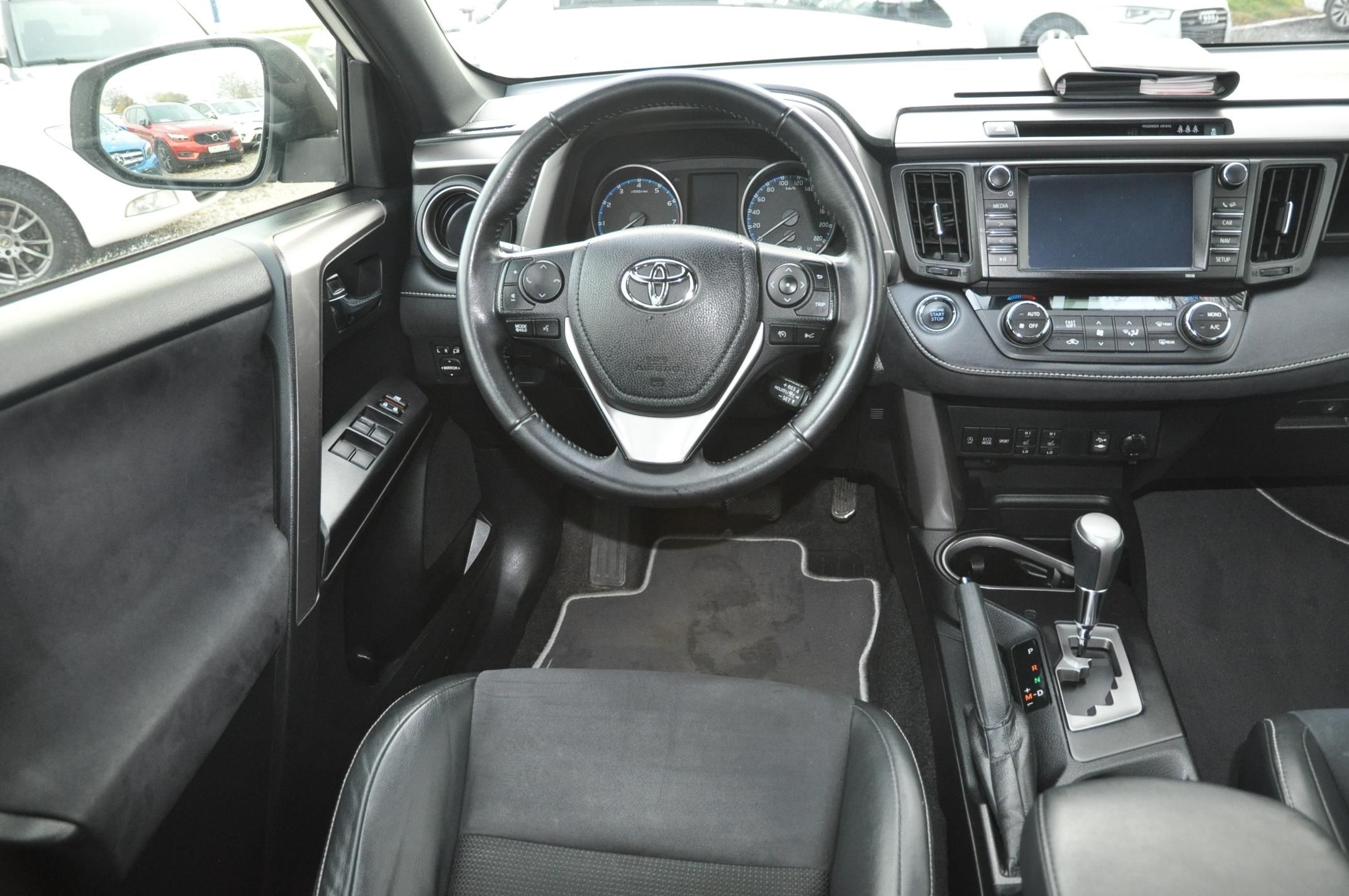Toyota Rav4, 2.0VVTi 112kW 4x4 Automat - fotka 5