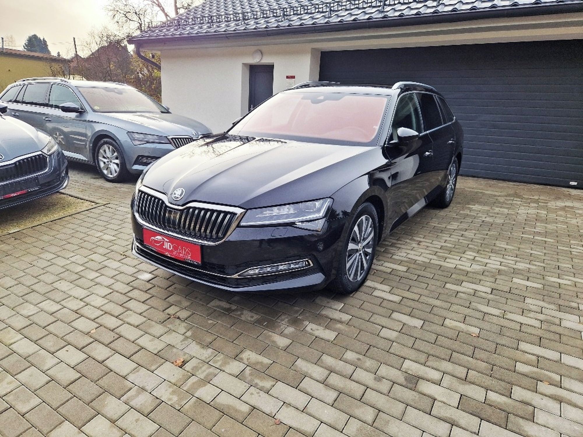Škoda Superb, 2.0 TDi Style (110 kW), DSG - fotka 2