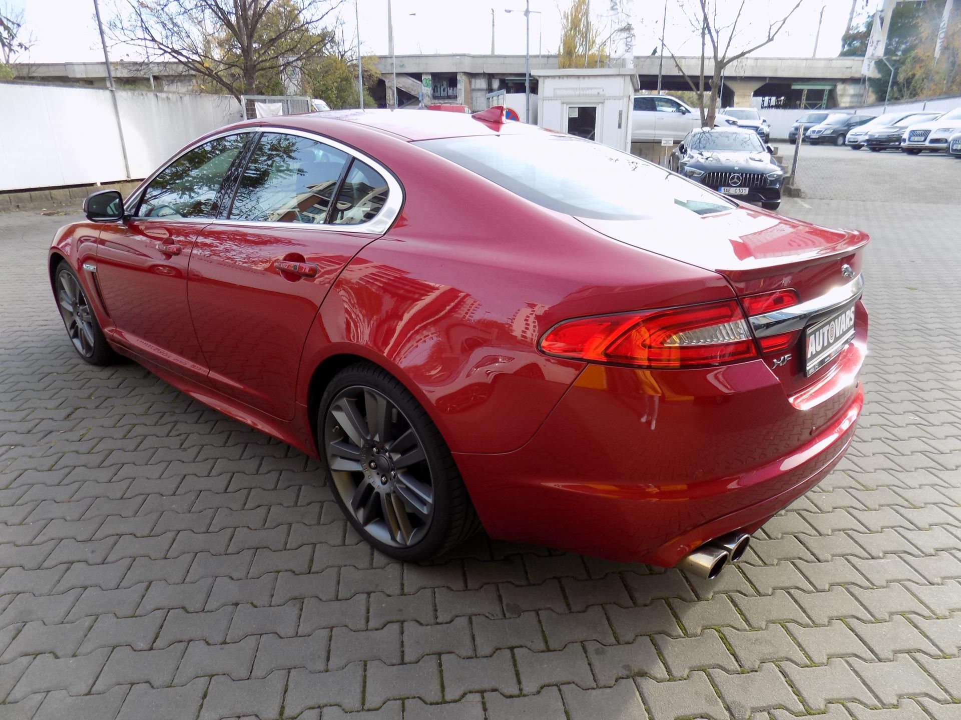 Jaguar XF, 5.0 V8 R - fotka 5