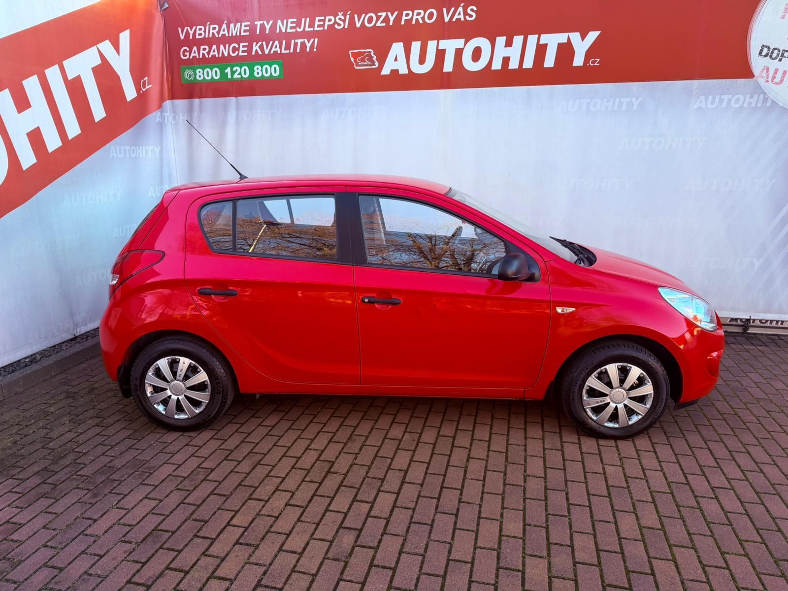 Hyundai i20, 1.2, ČR, 1.Maj, Klimatizace - fotka 5
