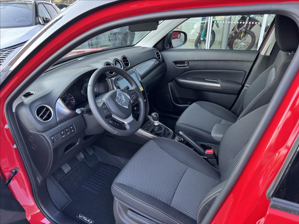 Suzuki Vitara, 1,4 Premium AllGrip Hybrid - fotka 4