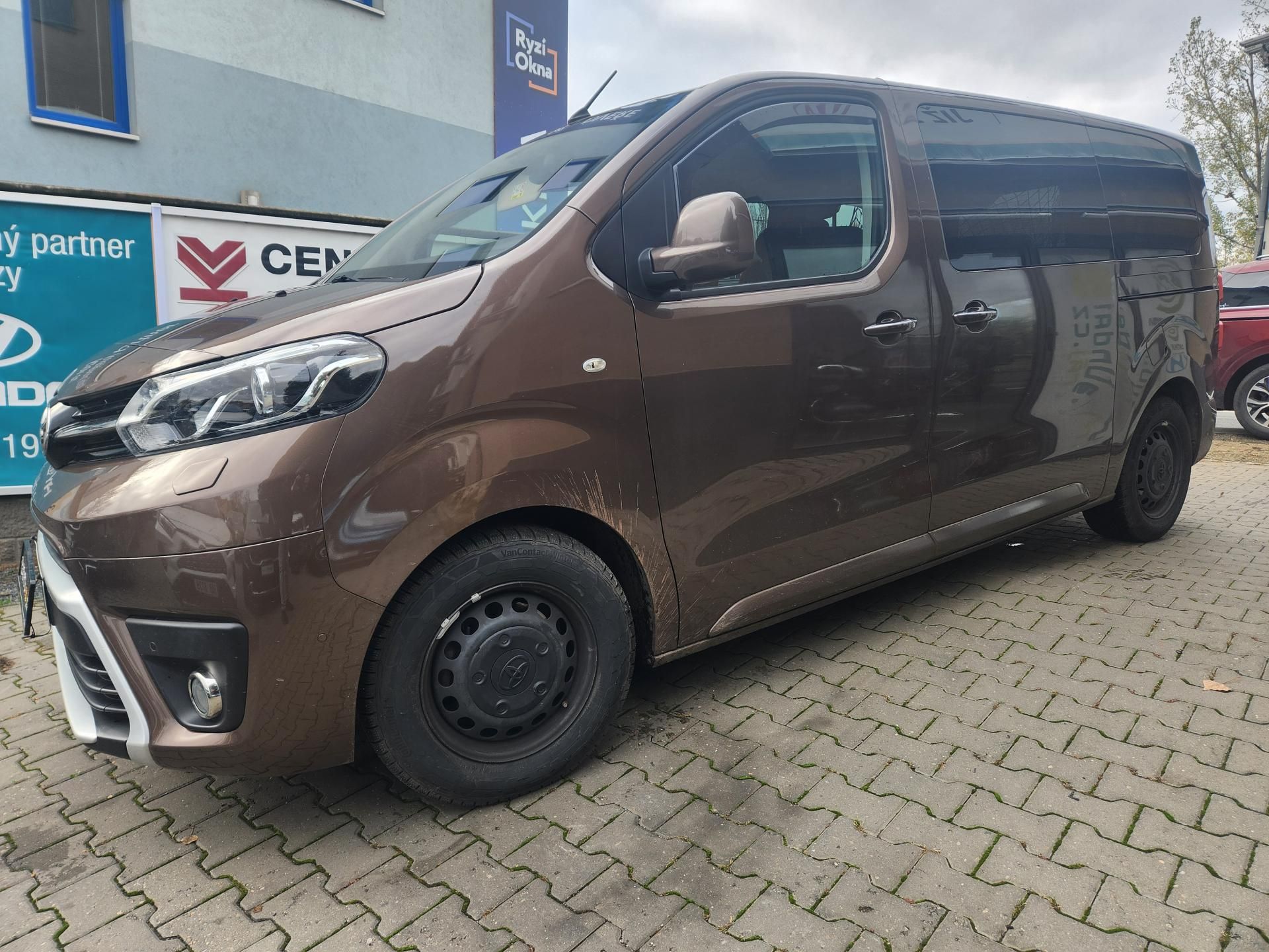 Toyota Proace, 2.0-8 MÍST-PRAV.SERVIS-KAMERA - fotka 3