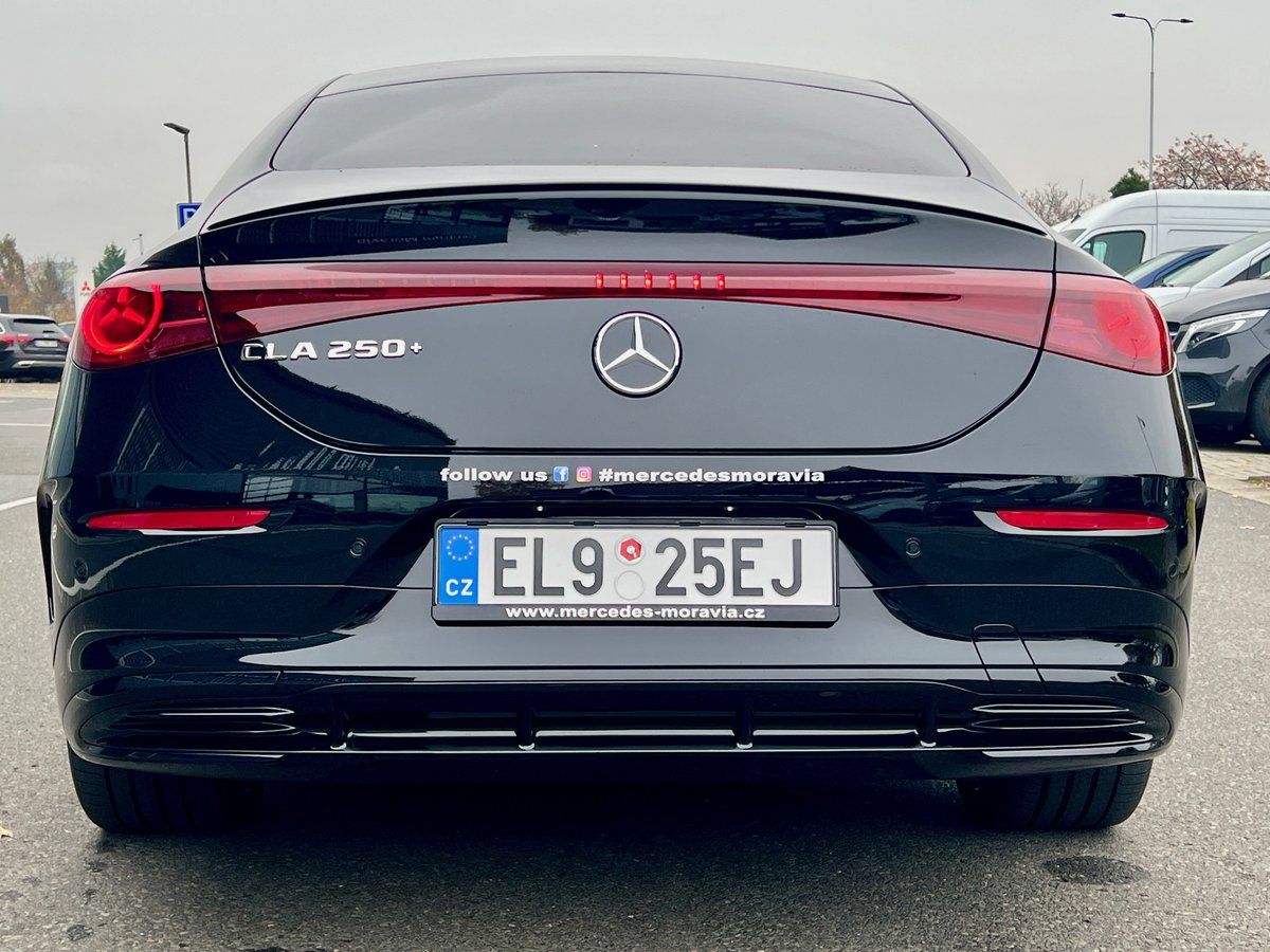 Mercedes-Benz CLA, 250+ EQ Linie AMG Plus - fotka 4