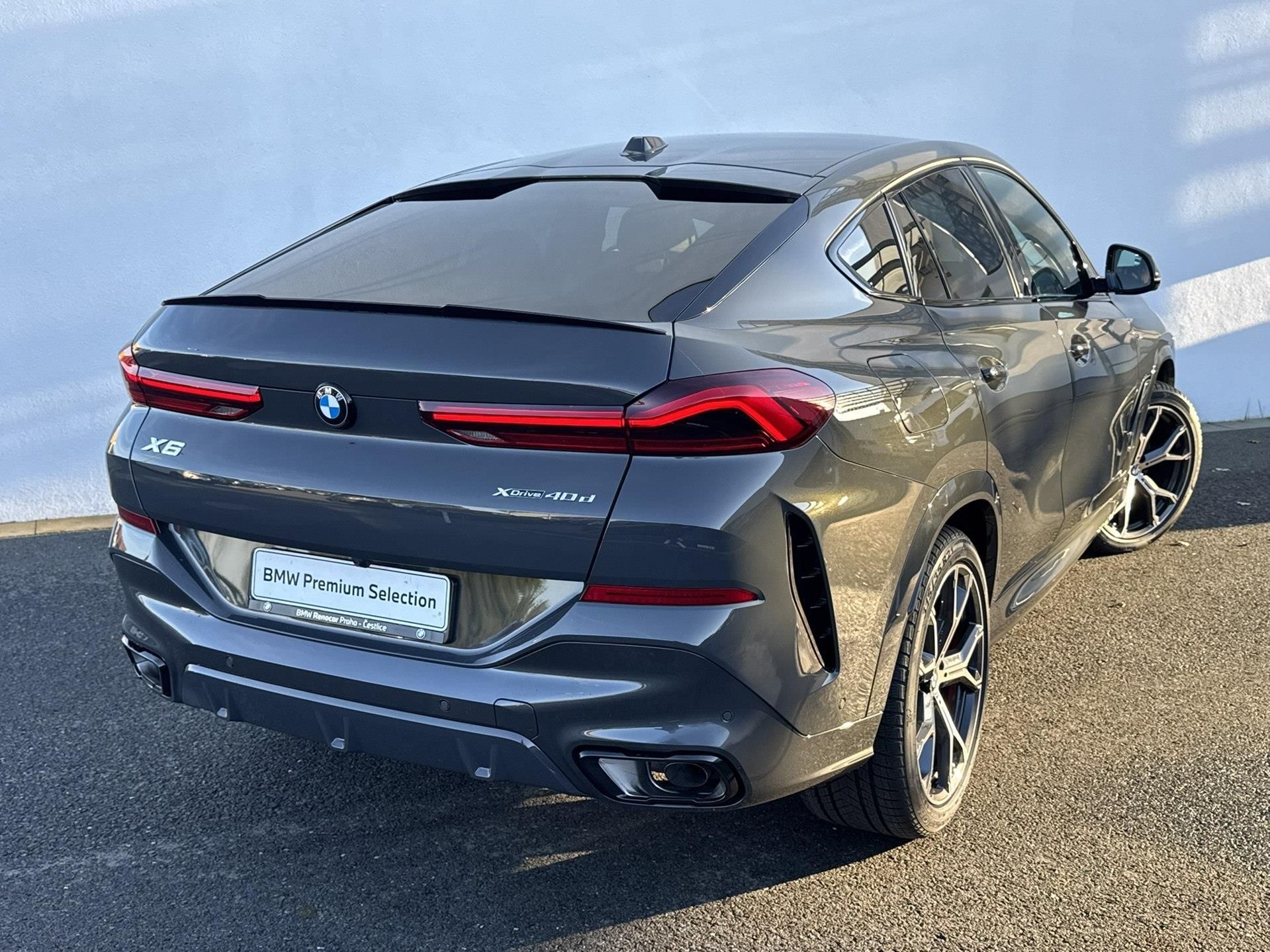 BMW X6, X6 xDrive40d - fotka 2