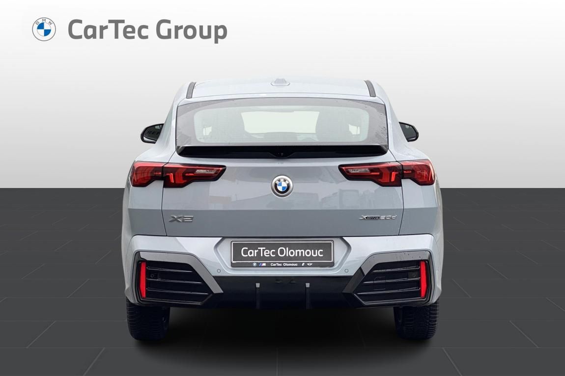 BMW X2, xDrive20d - fotka 4