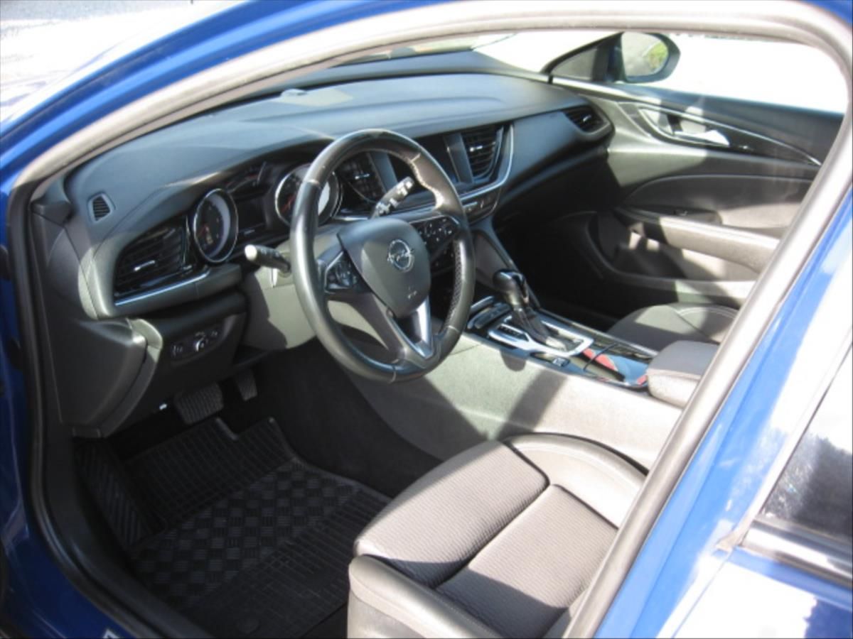 Opel Insignia, 2,0 Automat - fotka 6