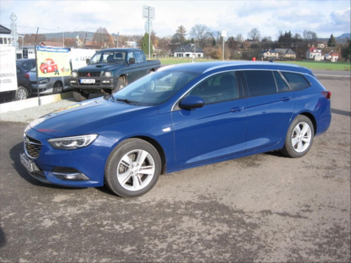 Opel Insignia, 2,0 Automat - fotka 2