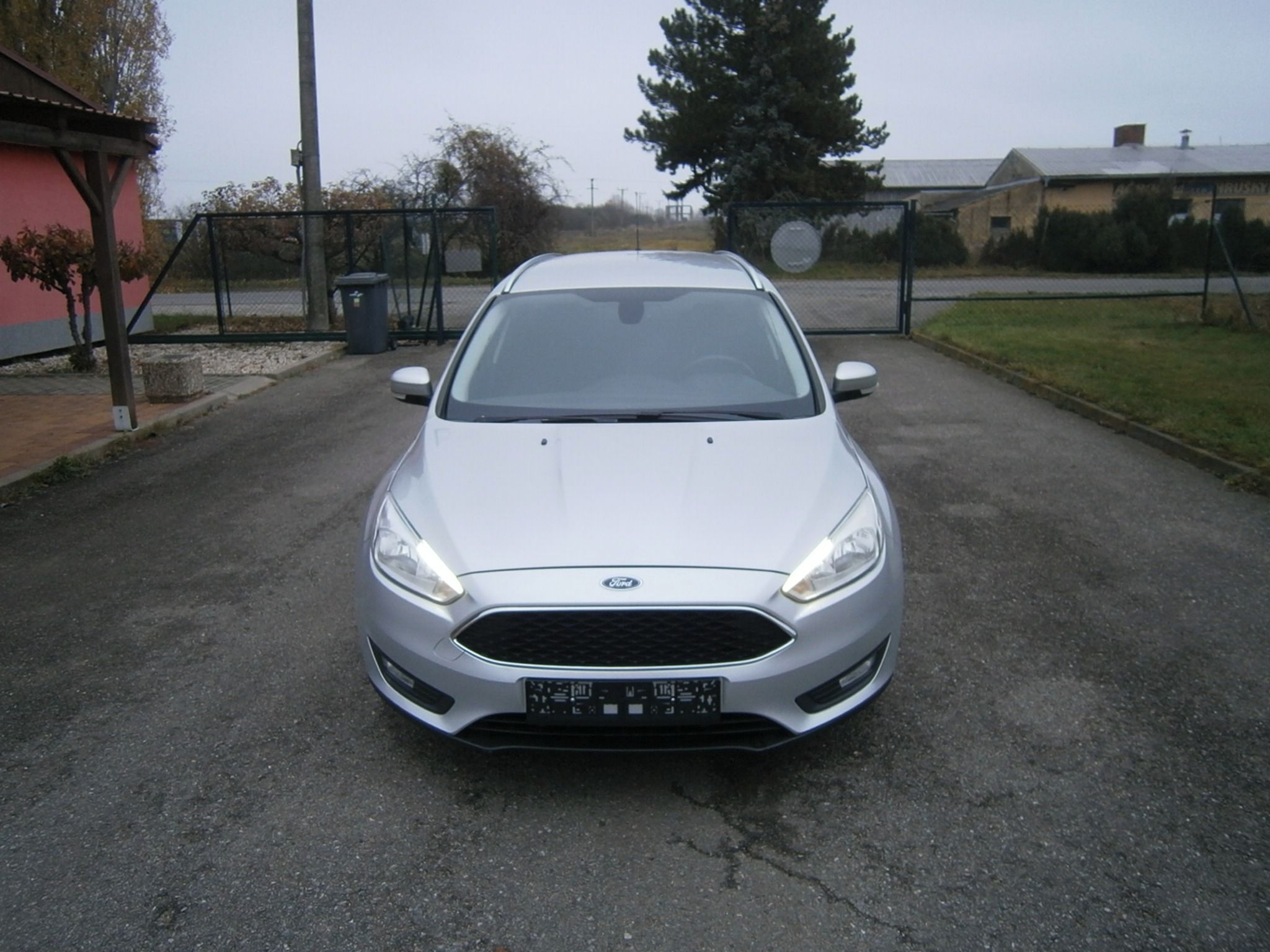 Ford Focus, 1,0i,EB, 74kW, 1.maj, - fotka 2