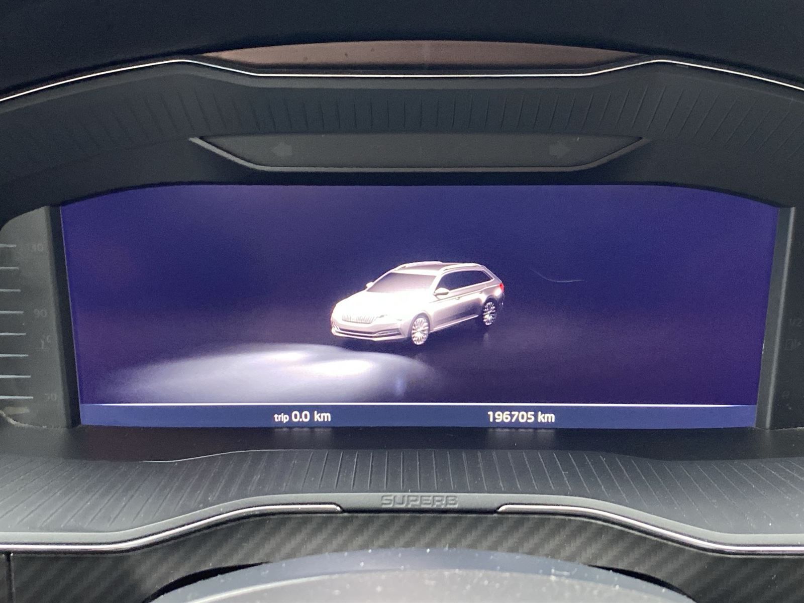 Škoda Superb, Combi 2.0 TDI DSG Sportline - fotka 6