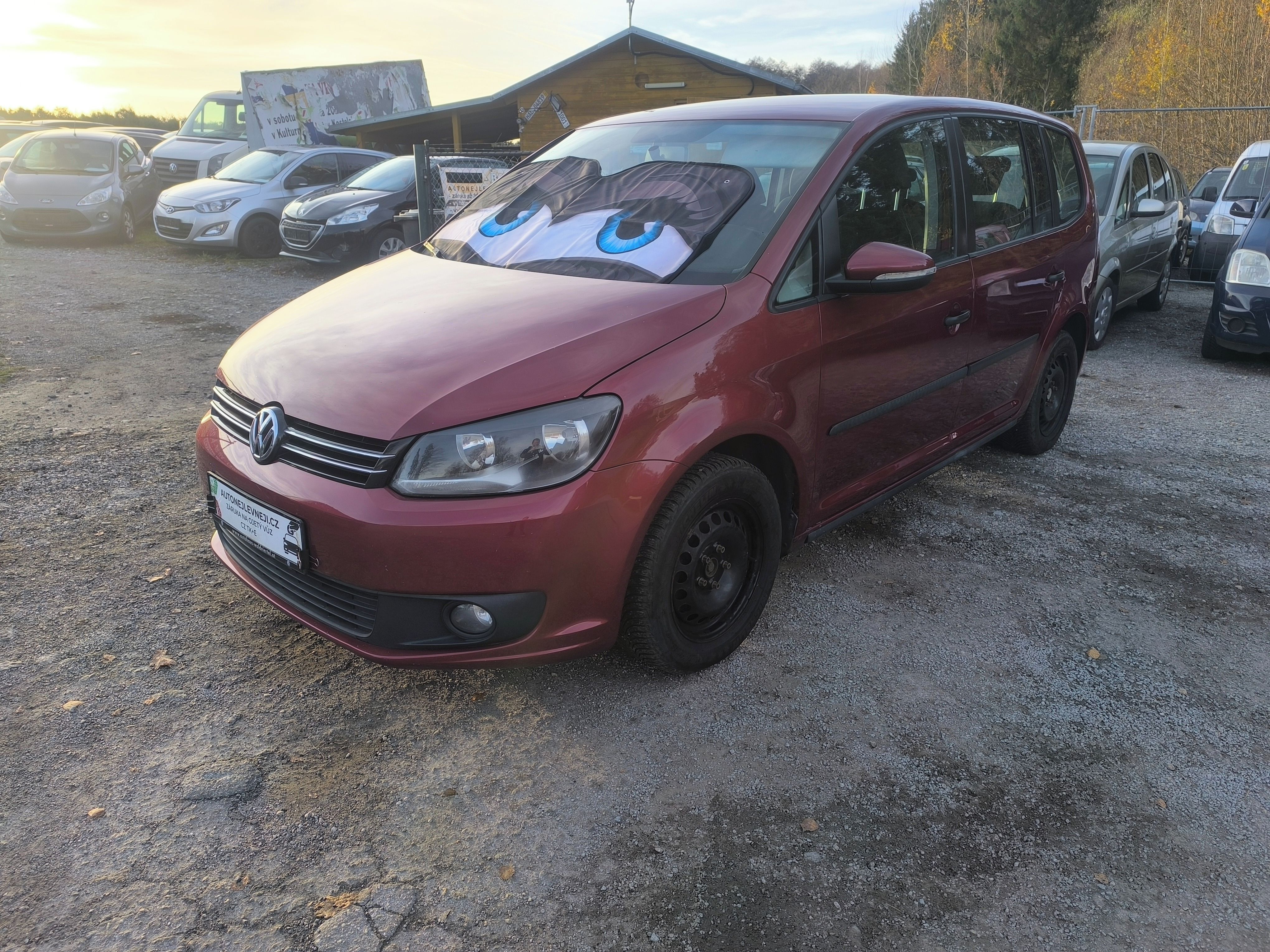 Volkswagen Touran, TDI,PĚKNÝ,185TKM,SERVISKA,CENA - fotka 3
