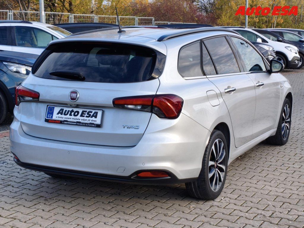 Fiat Tipo, 1.6 MJT,Lounge,navi,kamera - fotka 4