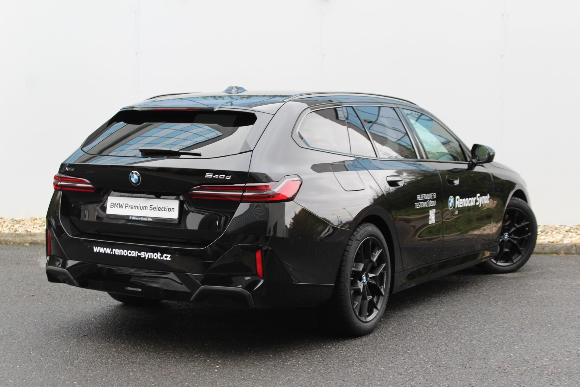 BMW Řada 5, 540d xDrive Touring - fotka 2