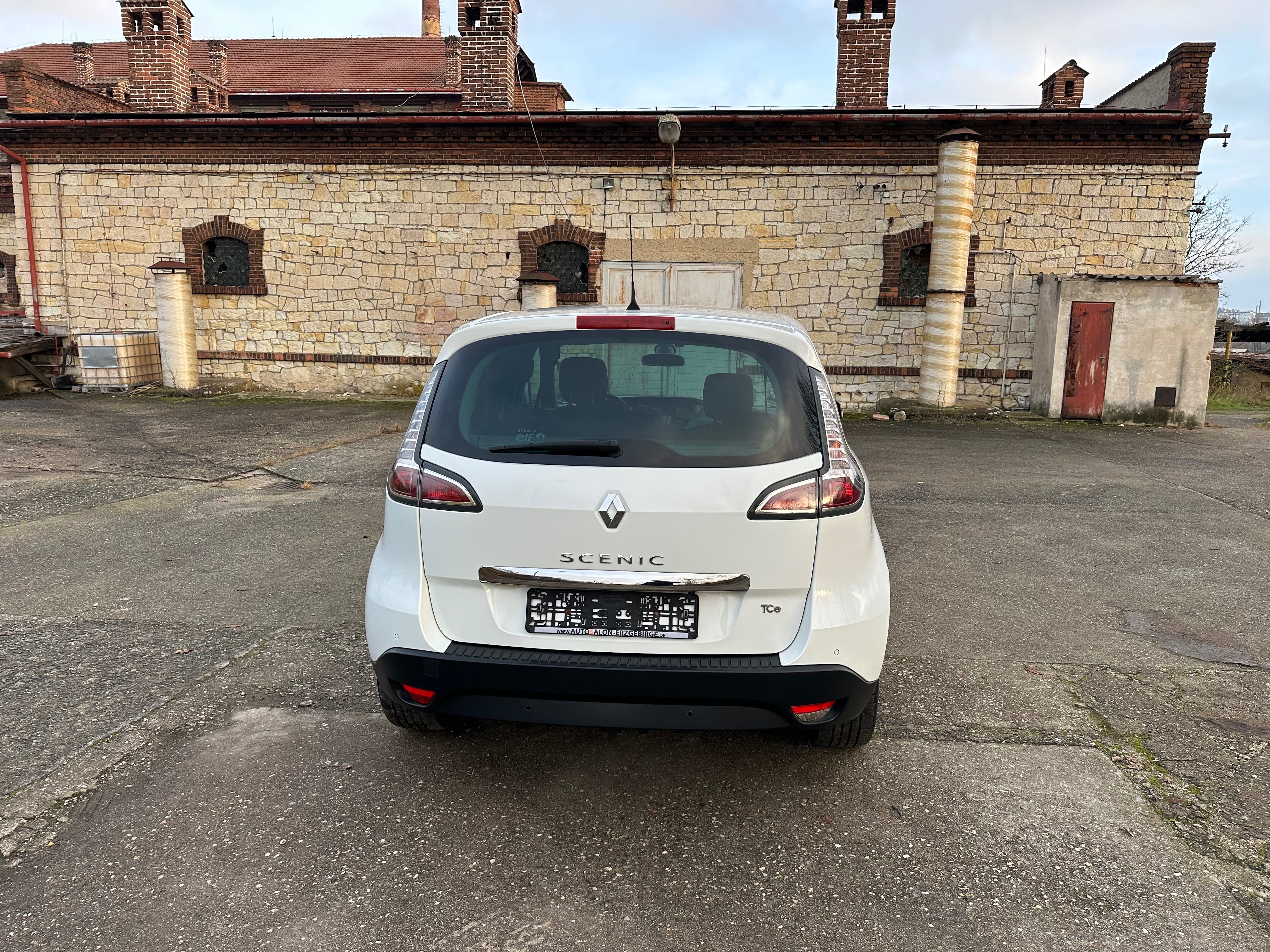 Renault Scénic, 1,2i 97kw BOSE Edition - fotka 4