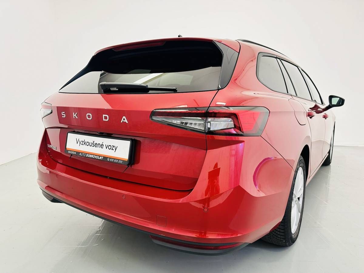 Škoda Superb, Combi Selection 2.0TDI 110kW D - fotka 2