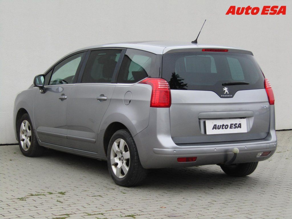 Peugeot 5008, 1.6HDi,AC,TZ,navi - fotka 6