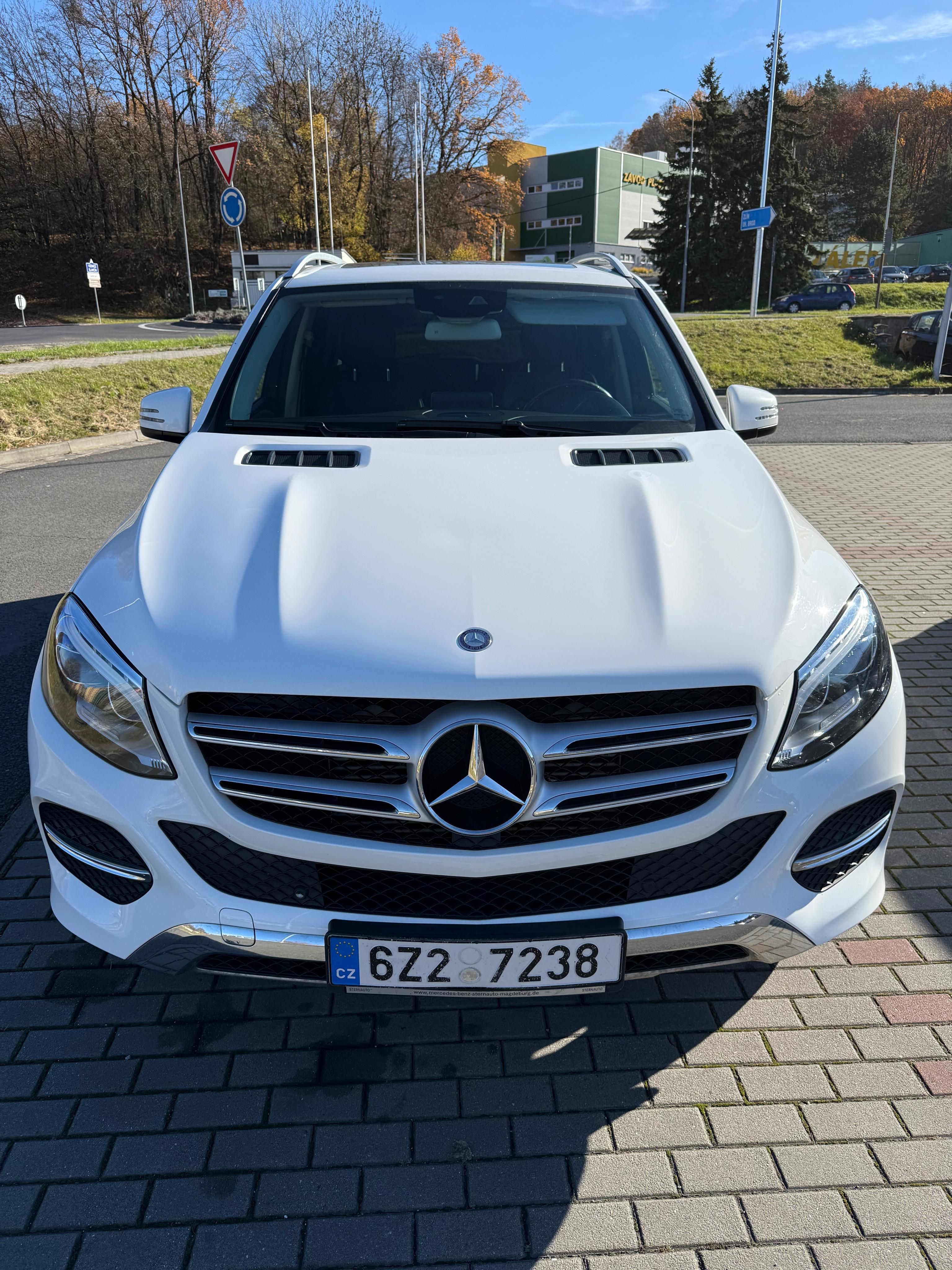 Mercedes-Benz GLE, Super stav - fotka 6