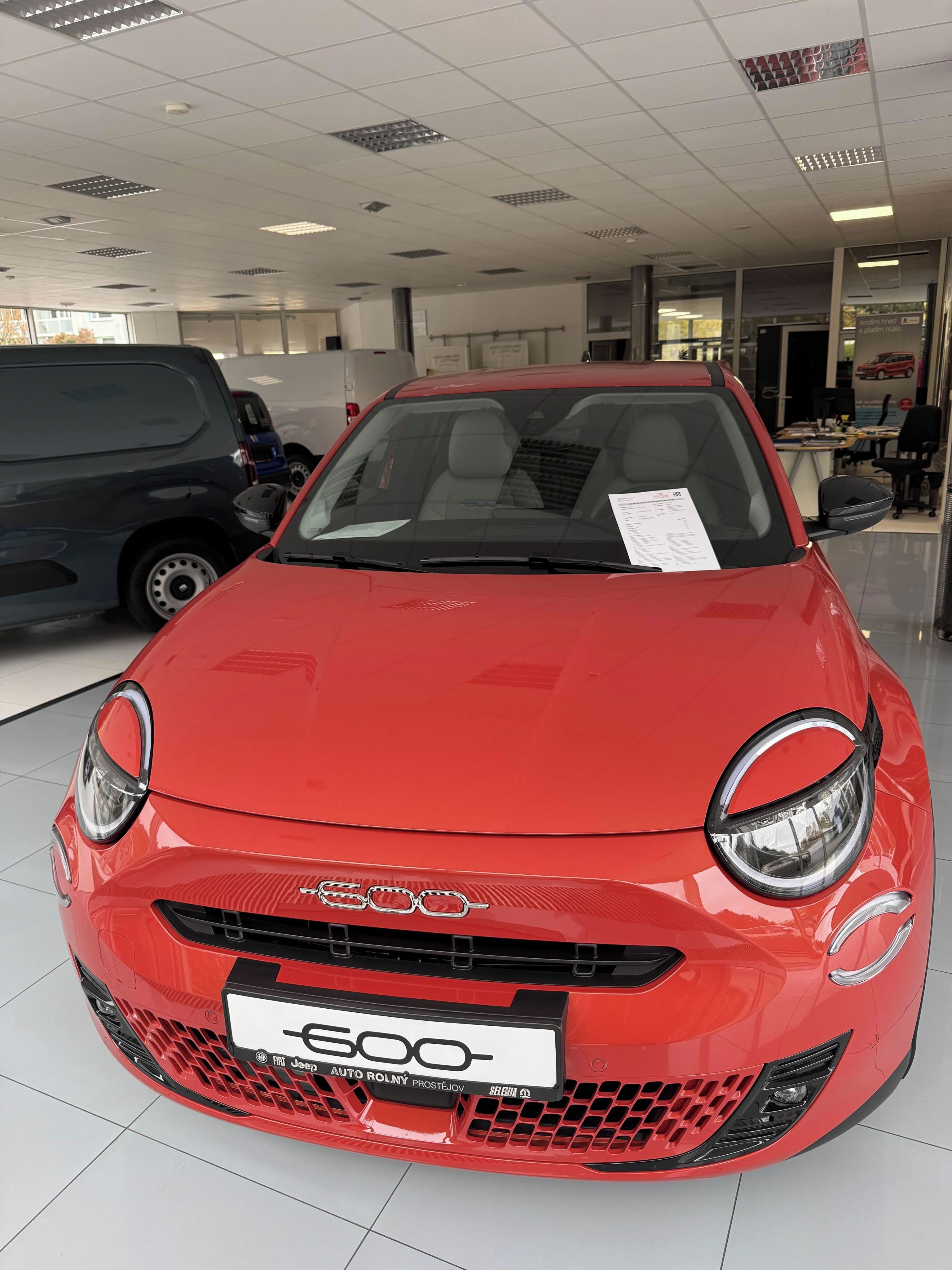 Fiat 600, La Prima 1.2 Turbo Hybrid - fotka 2