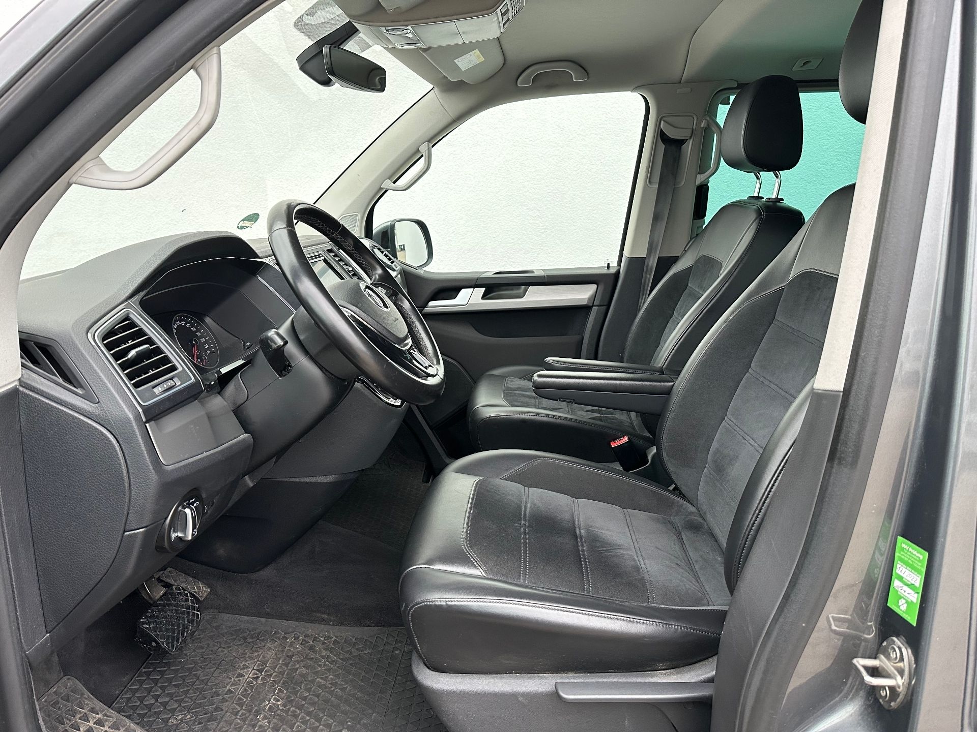 Volkswagen Multivan, Comfortline 4Motion 2.0 TDI BM - fotka 6
