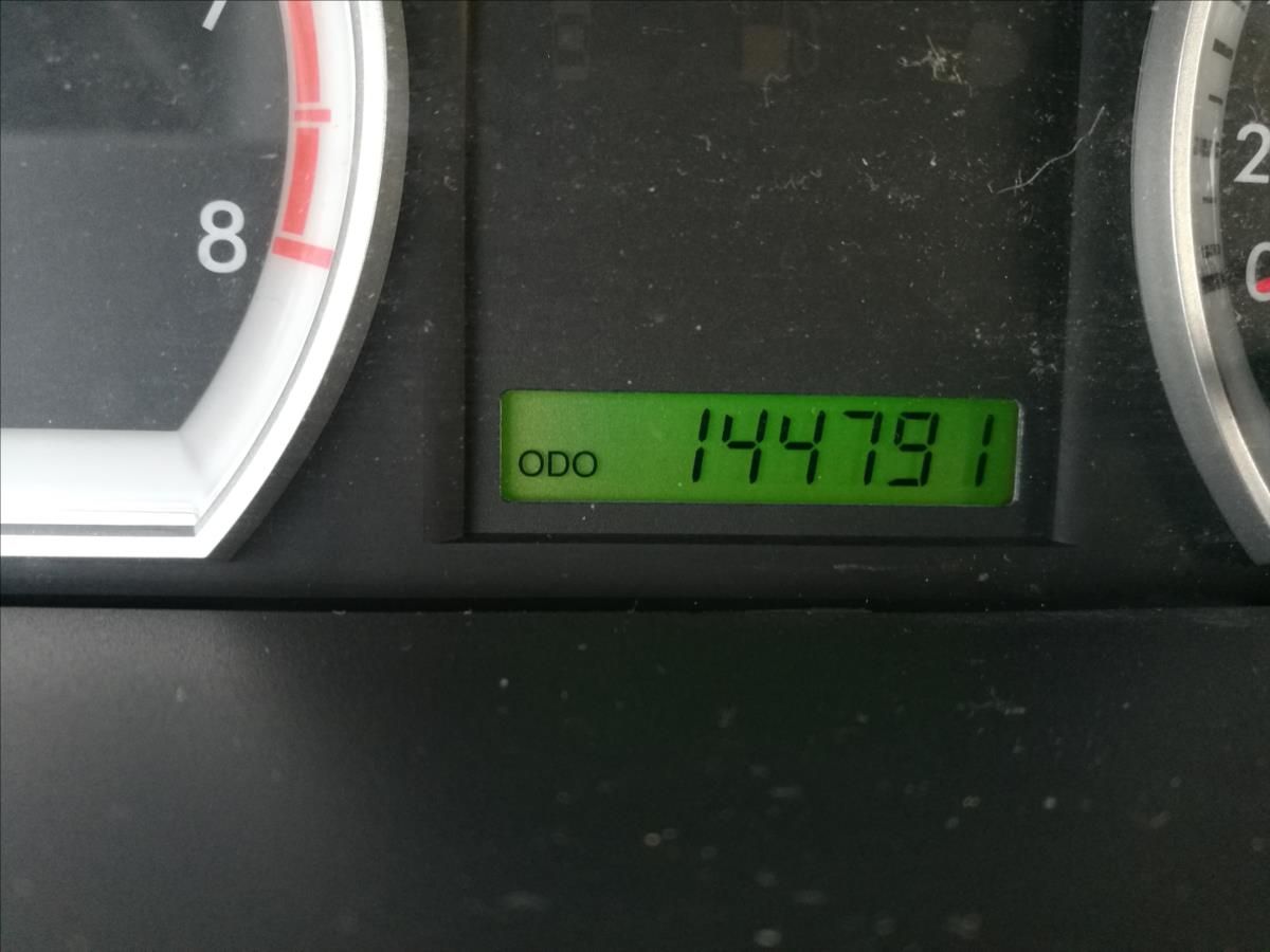 Chevrolet Aveo, 1,2 i klima - fotka 6